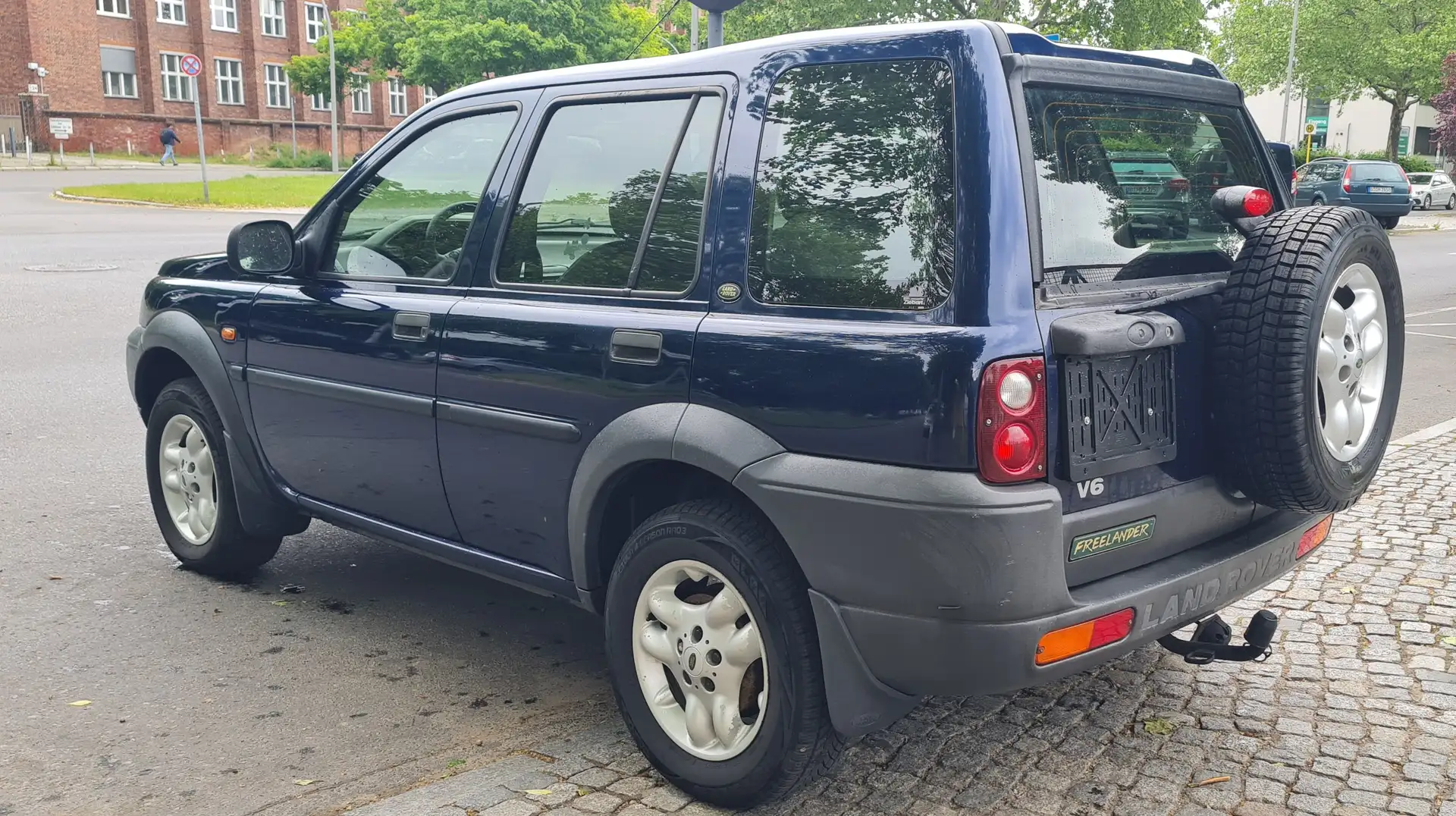 Land Rover Freelander 2.5 V6 Station (130kW) Automatik Bleu - 2