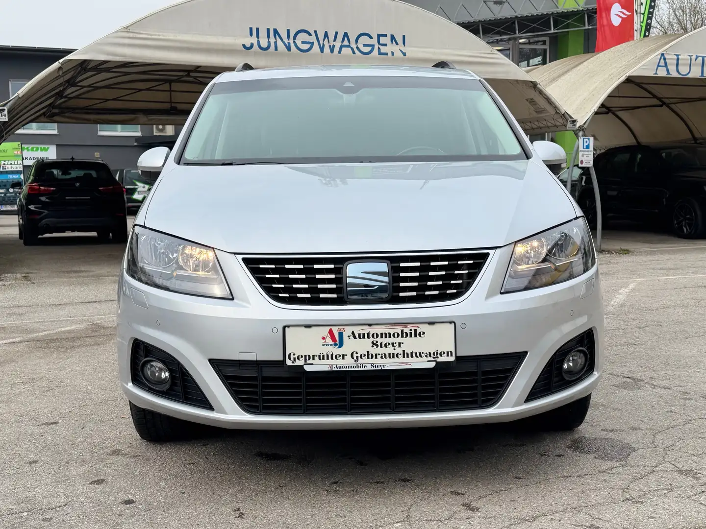 SEAT Alhambra Executive 2,0 TDI DSG.+7 Sitze+Navi+Kamera+ACC Grau - 2