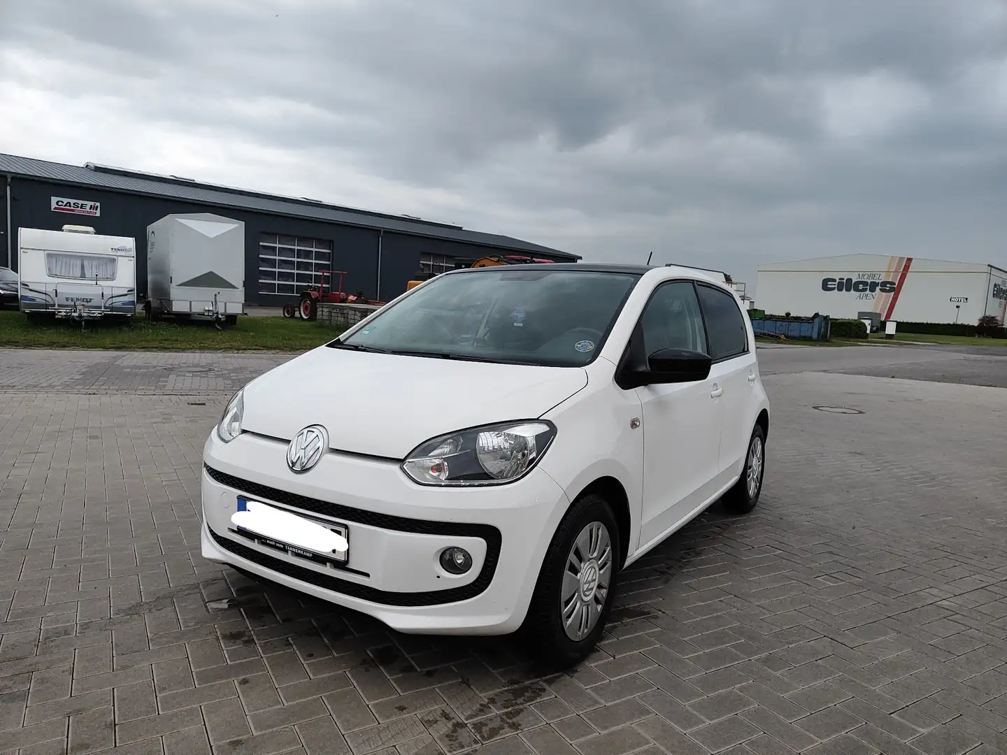 Volkswagen up! move - 1