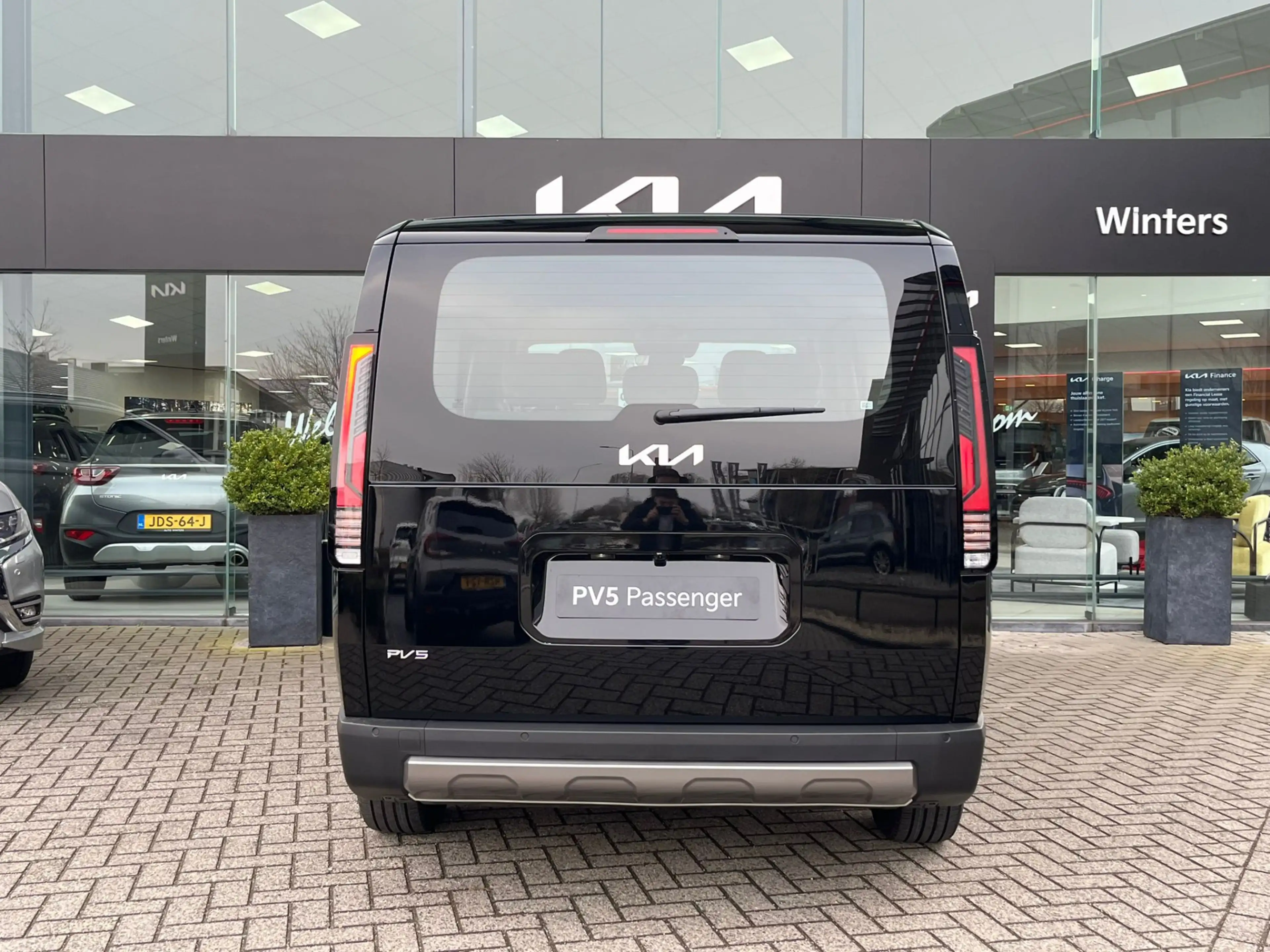 Kia PV5 Passenger L2H1 Elite Executive 71.2 kWh | Direct leverbaar | — photo 15