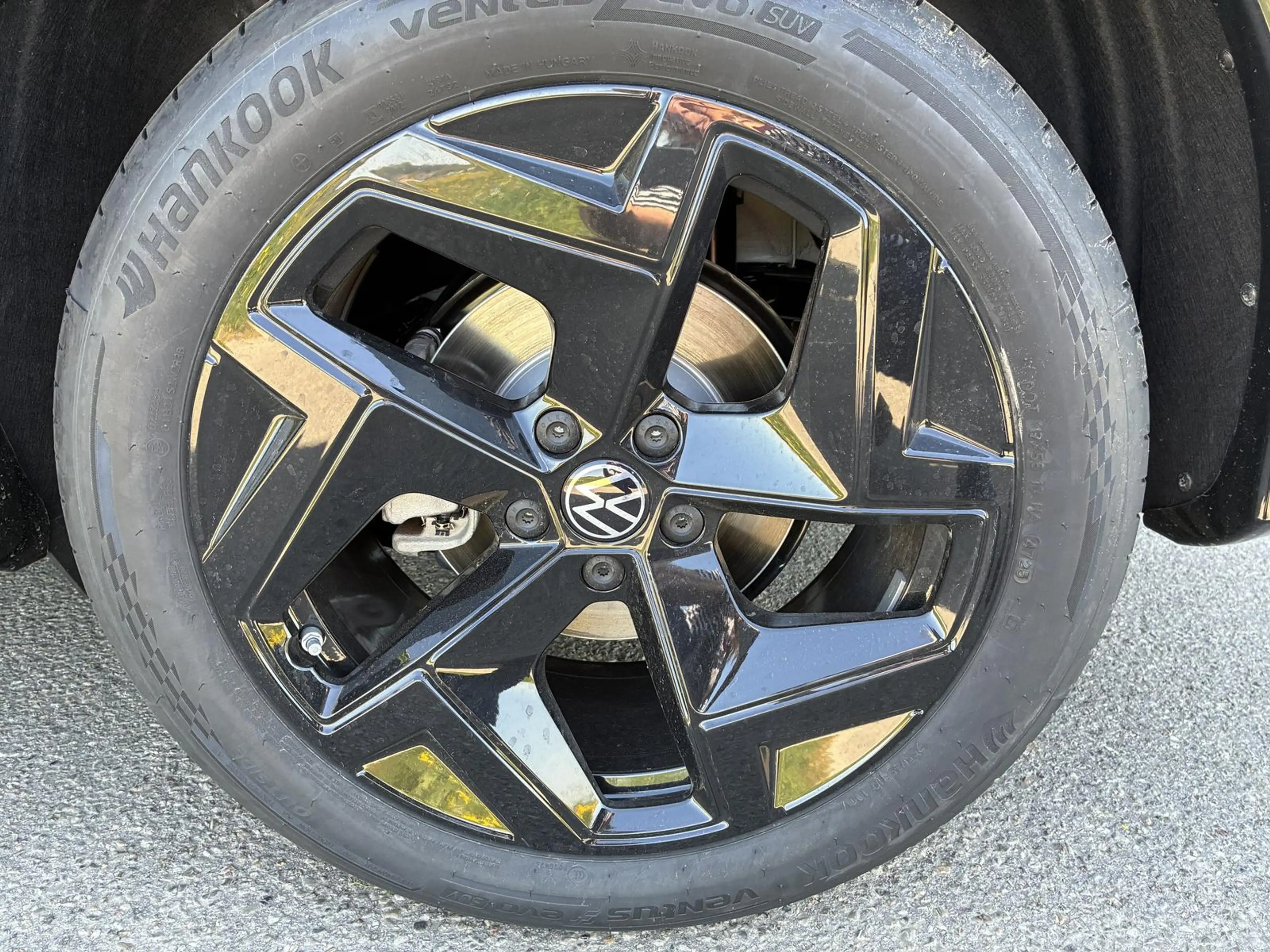 Volkswagen Tiguan 1.5 TSI DSG R-Line Head Up Black 360 AHK — photo 4