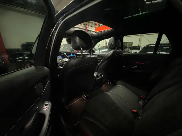 Mercedes-Benz GLC view 13