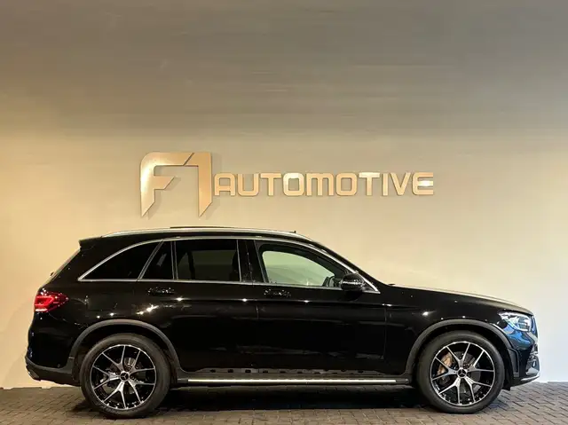Mercedes-Benz GLC view 12