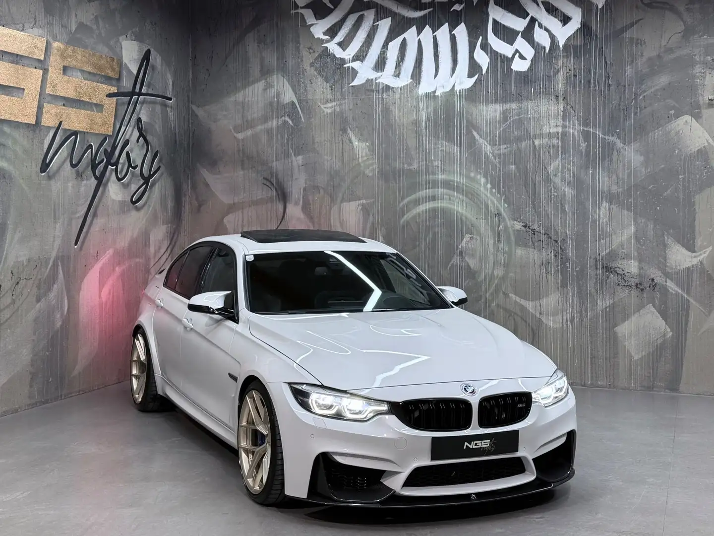 BMW M3 DKG F80 LCI II EDELWEISS SCHIEBEDACH M-PERFORMANCE Weiß - 2