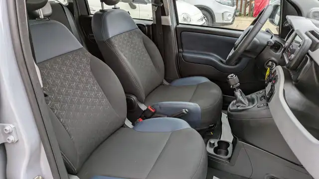 Fiat Panda view 11