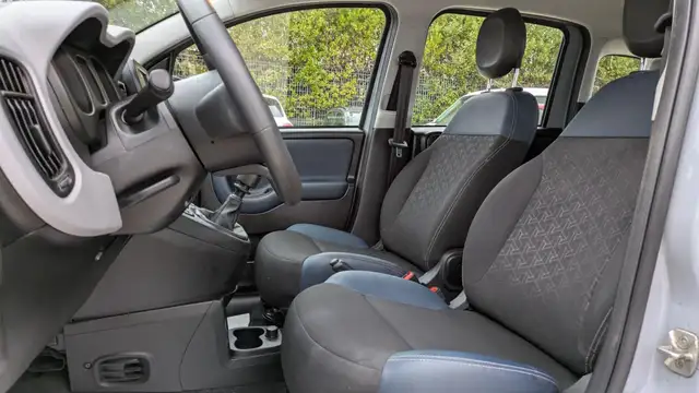 Fiat Panda view 12