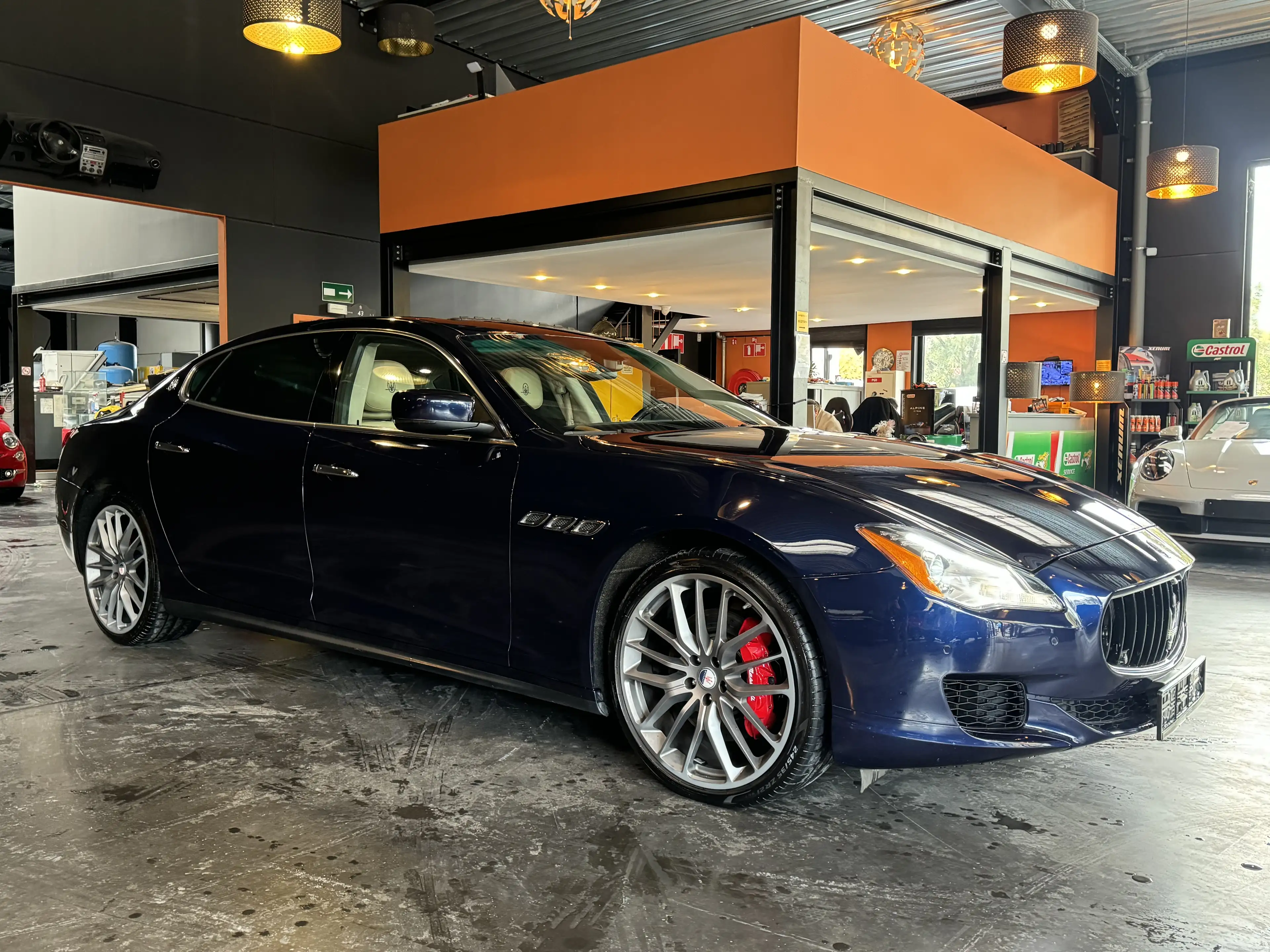 Maserati Quattroporte 3.0 V6 S Q4 301KW/409CV - CUIR - CARBON - ECRAN AR