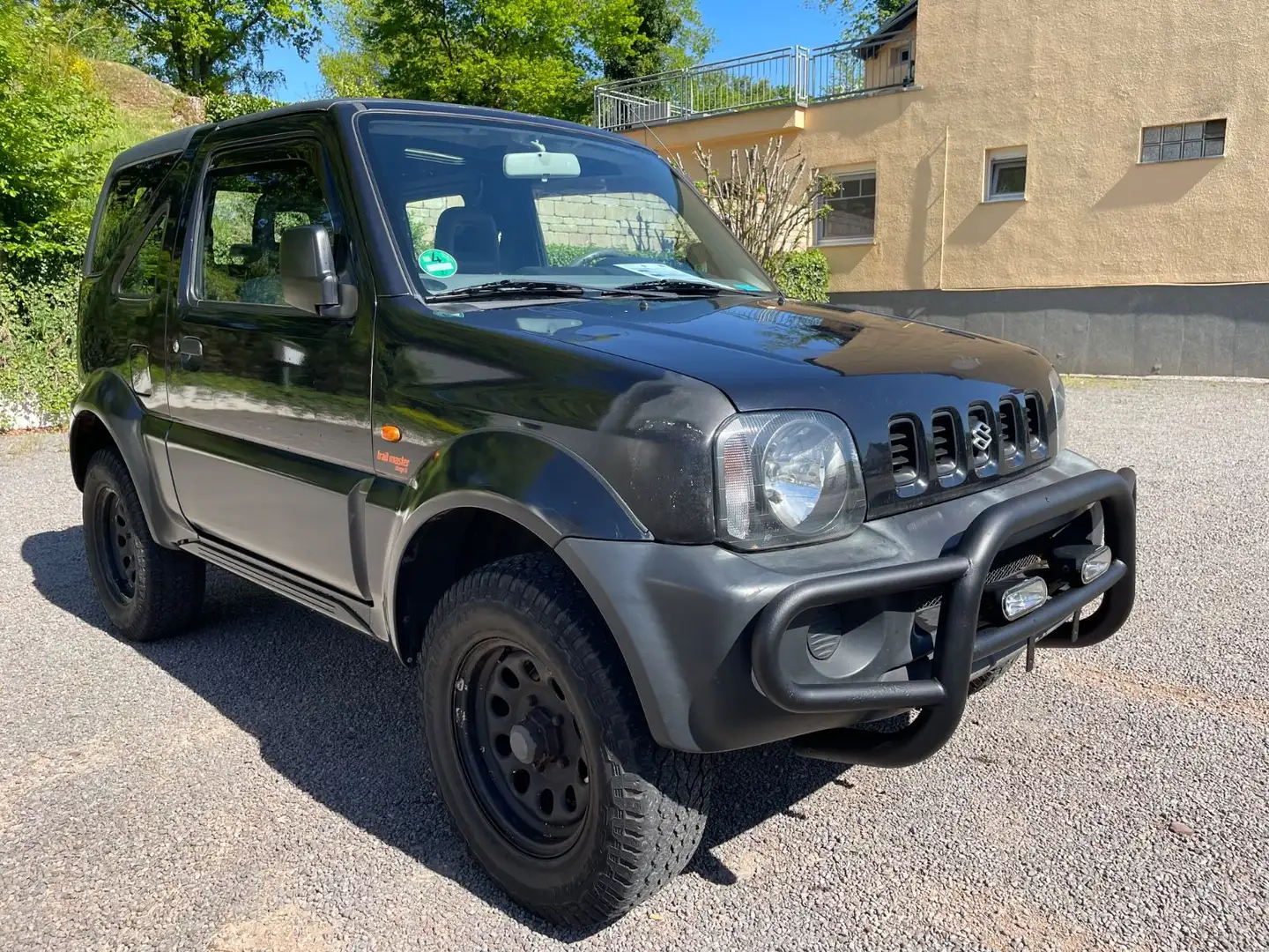 Suzuki Jimny Club Rock am Ring Cabrio TÜV.07.2026 Schwarz - 2