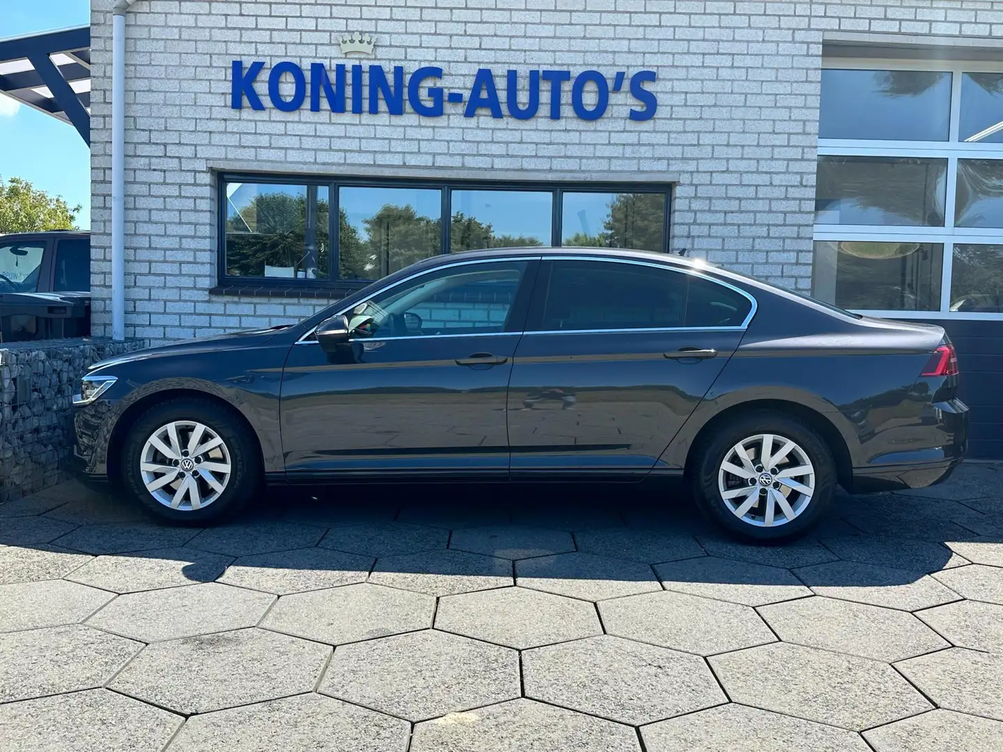 Volkswagen Passat 1.5 TSI Comfortline Business/ CarPlay/ DSG/ PDC V+ Grijs - 2