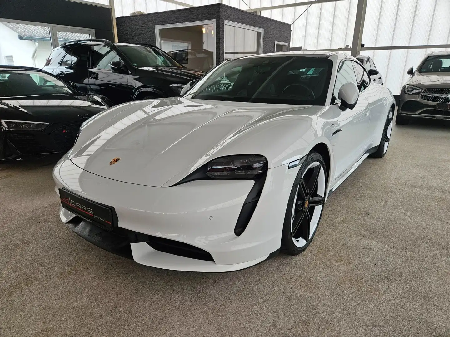 Porsche Taycan Turbo 21"/Inno/HAL/Chrono/Matrix/Pano Blanc - 1