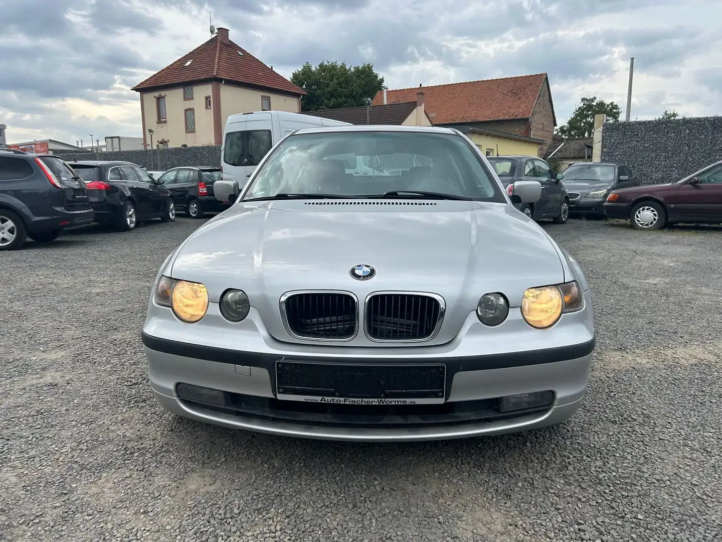 BMW 316 ti  HU Neu Plateado - 2