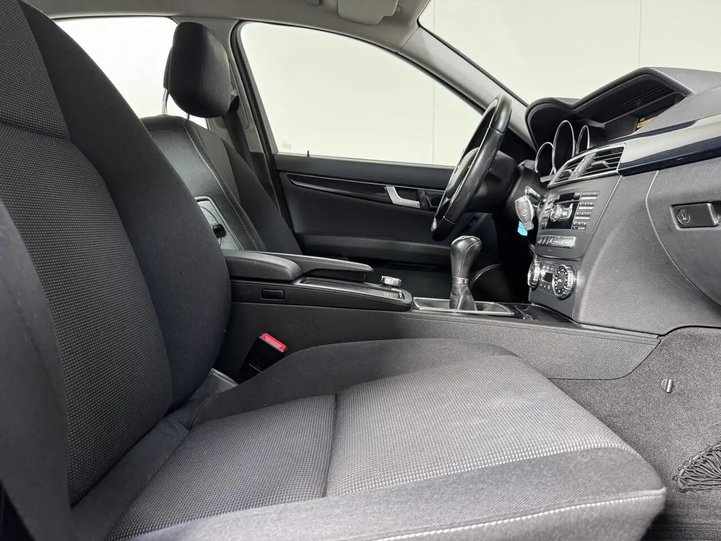 Mercedes-Benz C 180 Benzine - GPS - Airco - Topstaat! Gri - 2