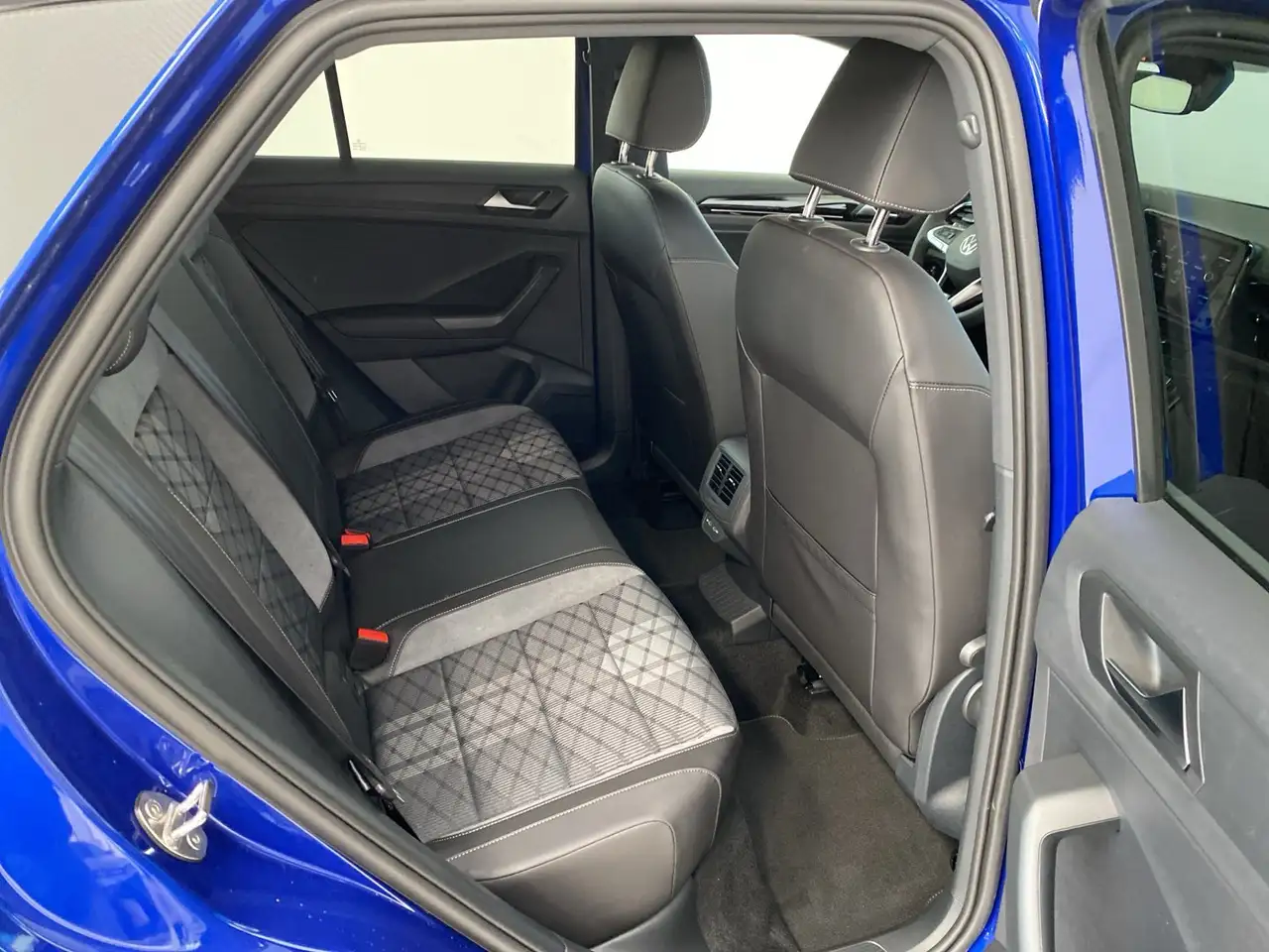 Volkswagen T-Roc 1.0 TSI R-Line Plus 7