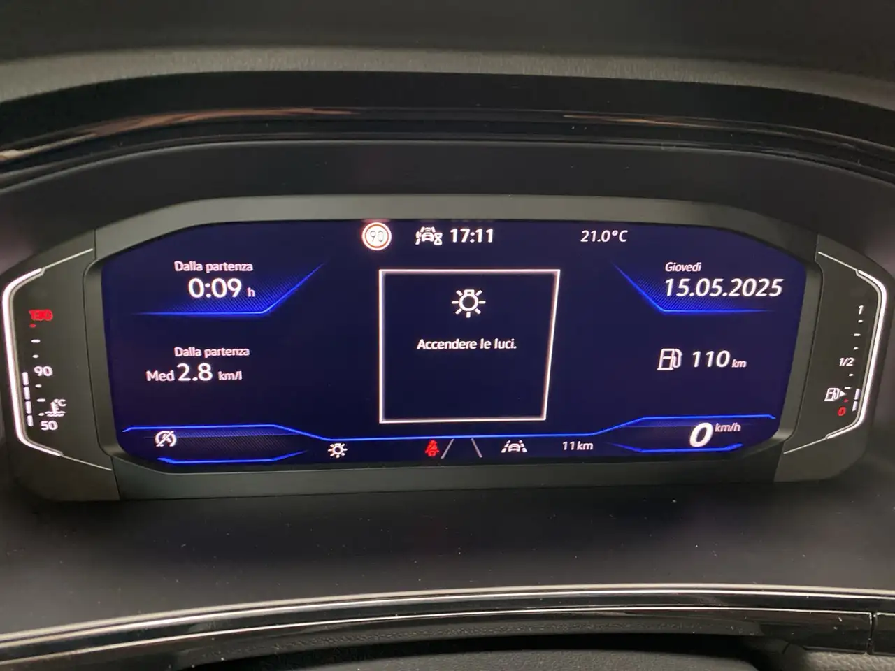 Volkswagen T-Roc 1.0 TSI R-Line Plus 18