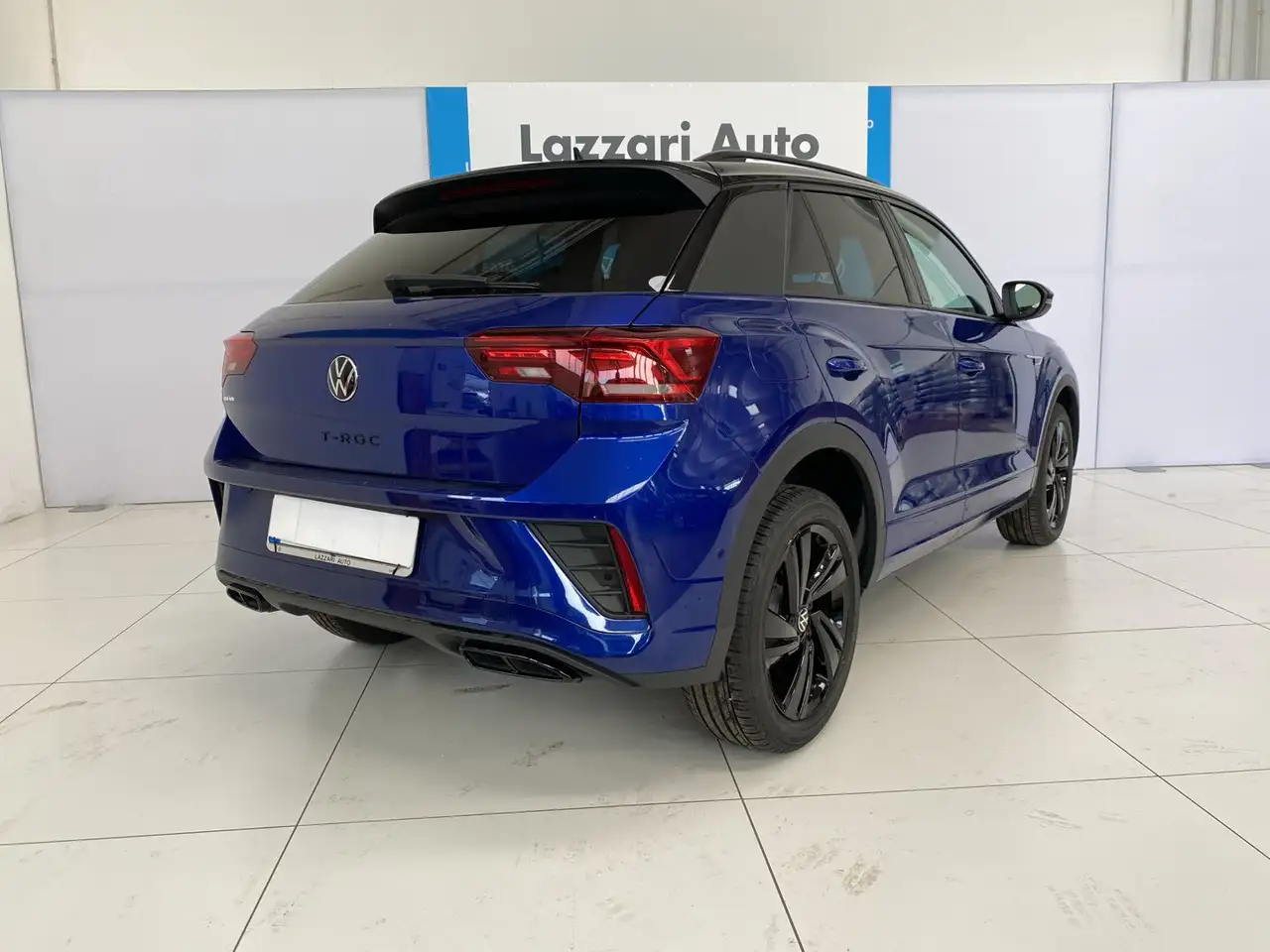 Volkswagen T-Roc 1.0 TSI R-Line Plus 4