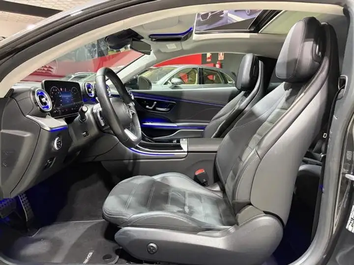 Mercedes-Benz CLE 2025, foto 13