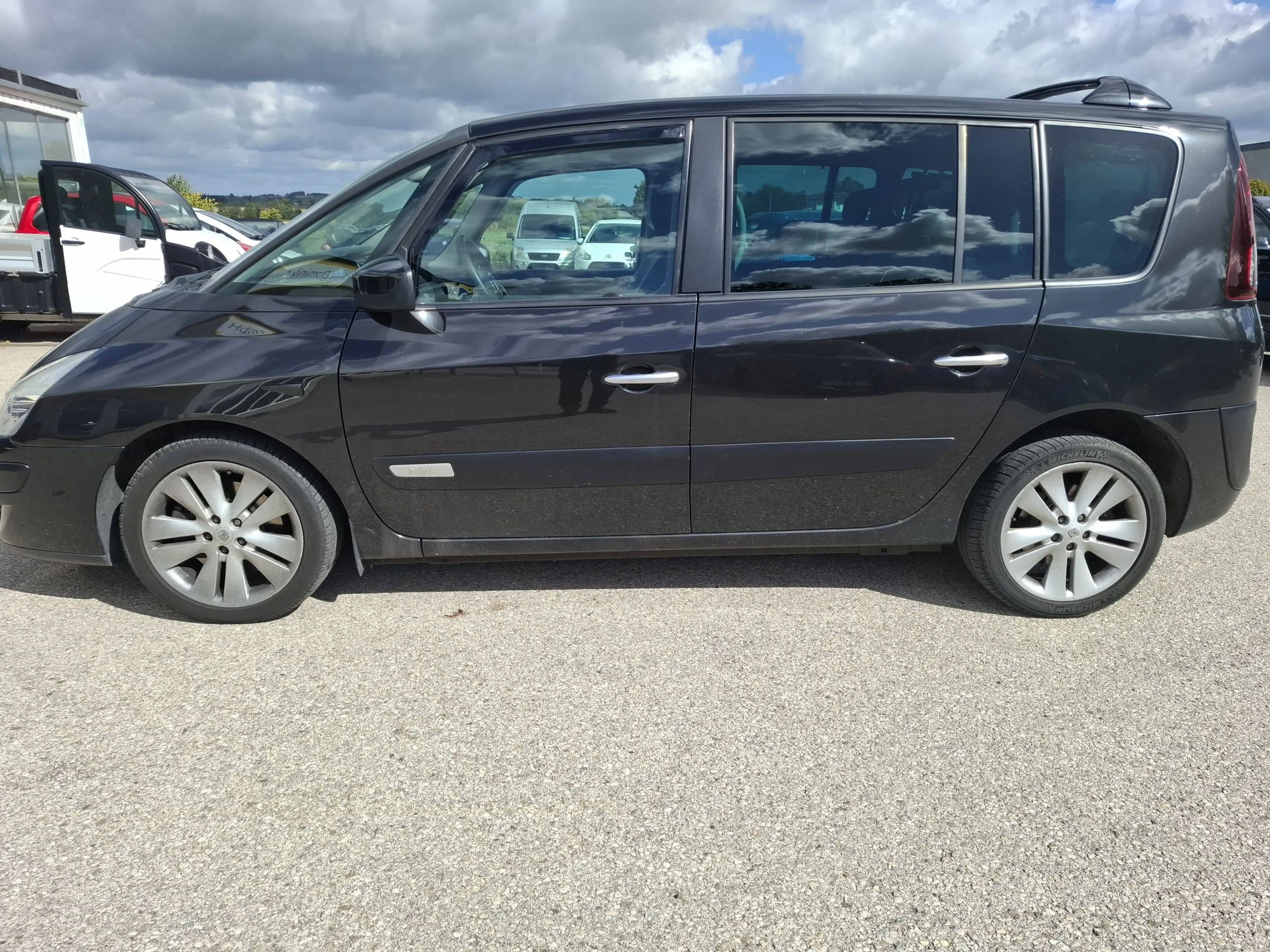 Renault Espace Initiale 2,0 Autom.  7 Sitze — photo 3