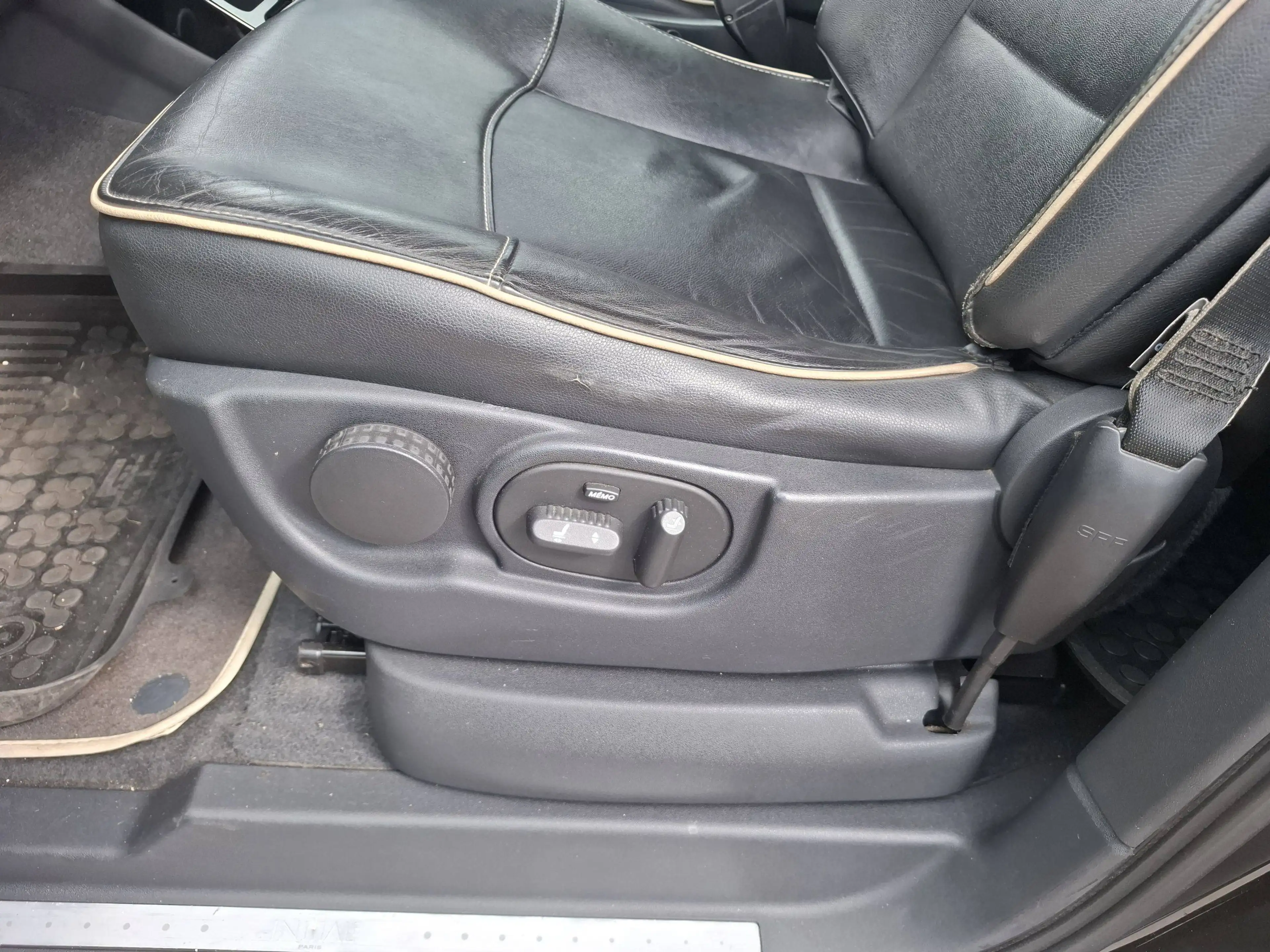 Renault Espace Initiale 2,0 Autom.  7 Sitze — photo 15