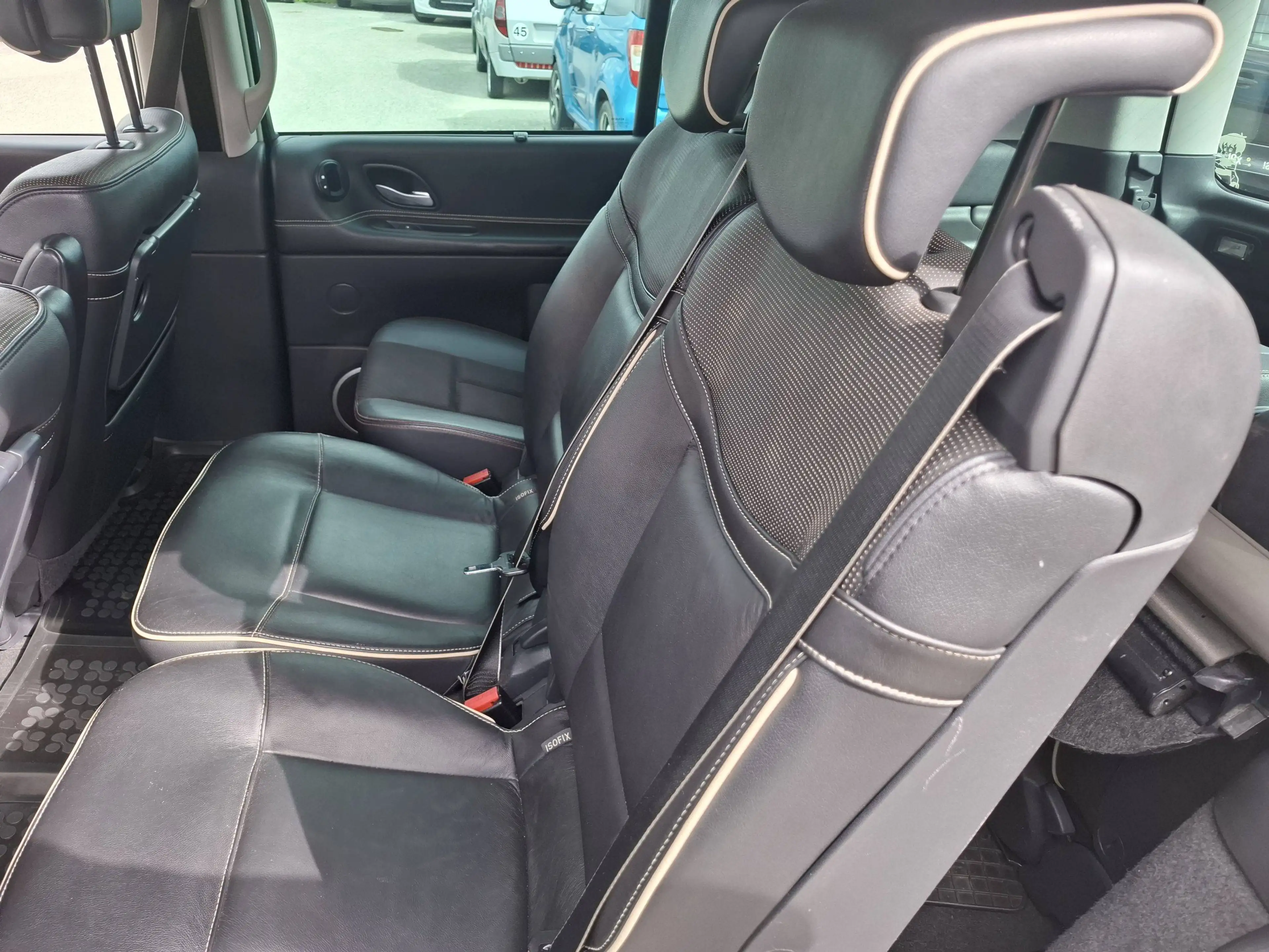 Renault Espace Initiale 2,0 Autom.  7 Sitze — photo 12