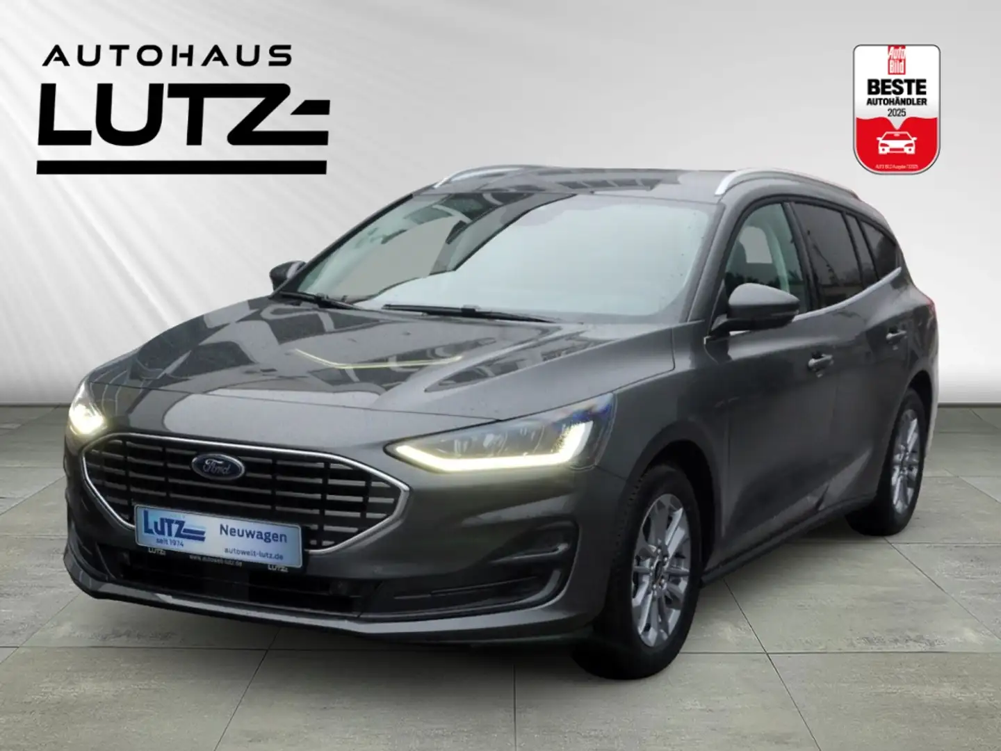 Ford Focus Turnier Titanium Hybrid *Sofort Verfügbar* Grau - 1