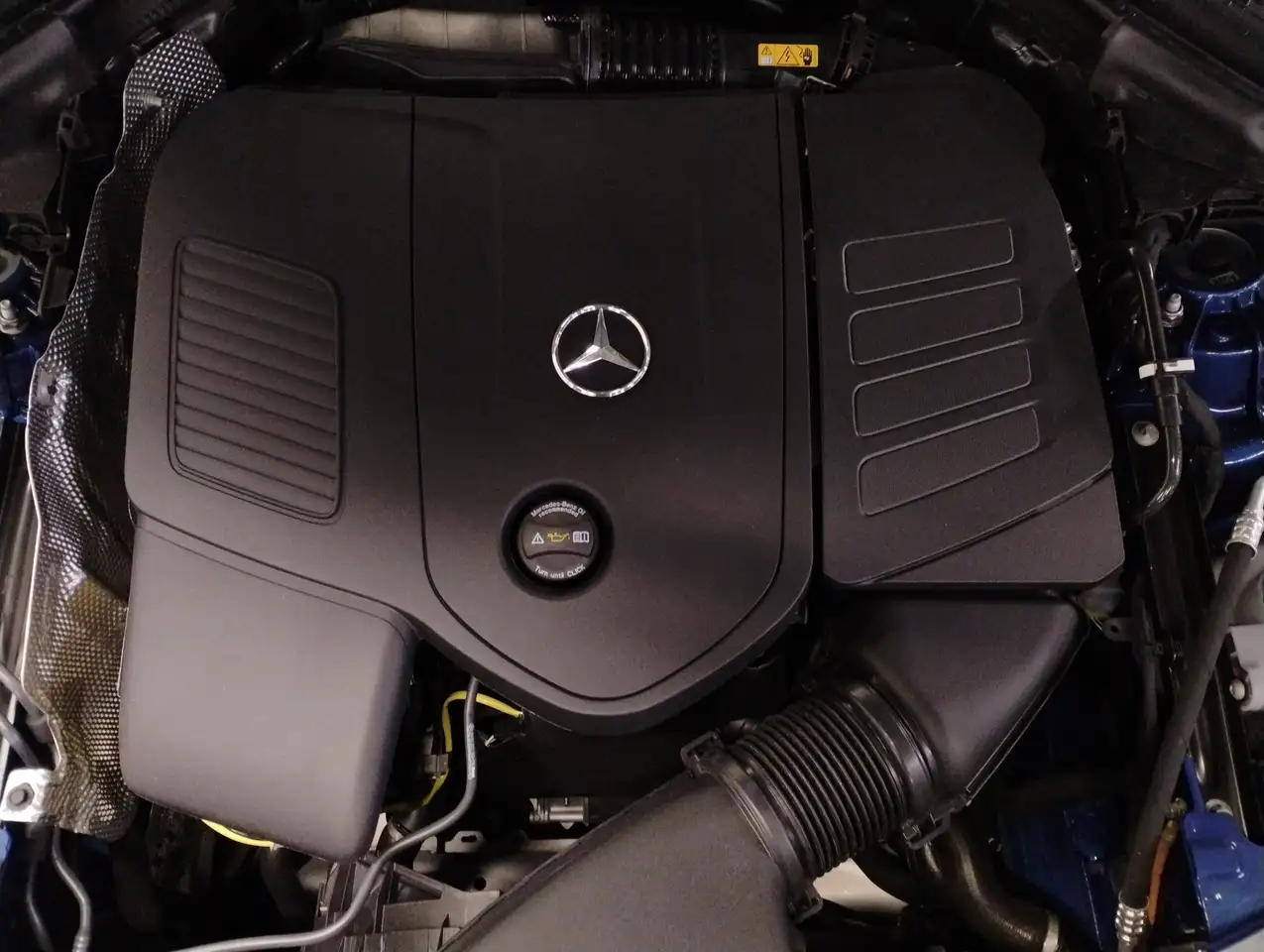 Mercedes-Benz GLC снимка Mercedes-Benz GLC