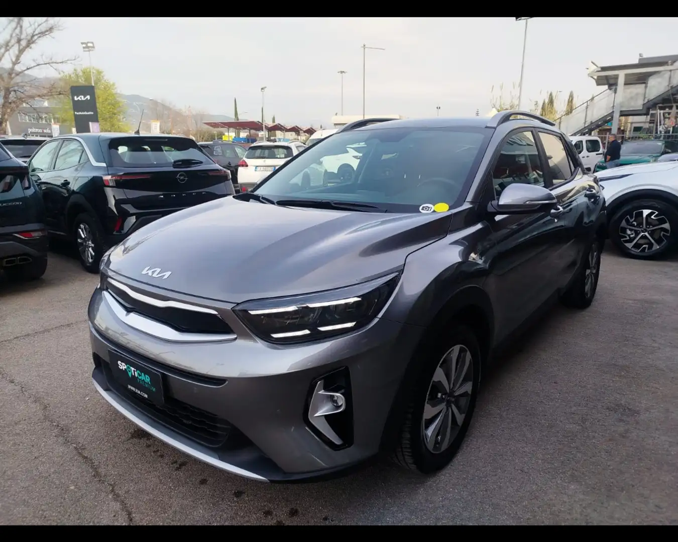 Kia Stonic 1.2 MPi Style Grigio - 1