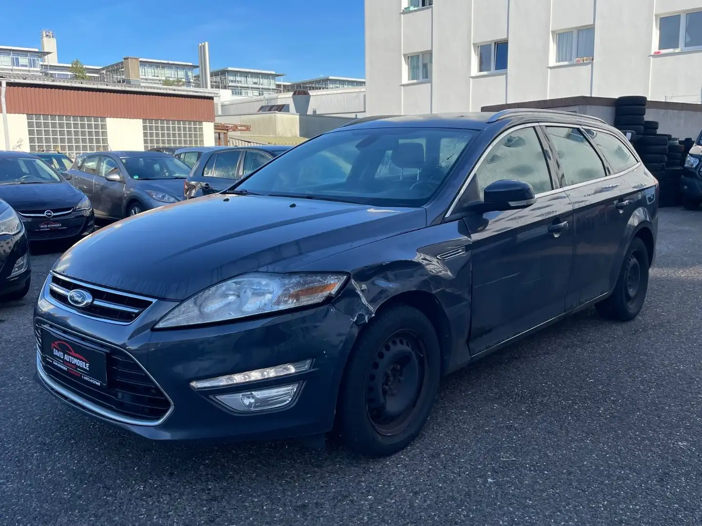 Ford Mondeo Turnier 2,0 TDCI*Klima*Euro5* 1.Hand*Navi Schwarz - 1
