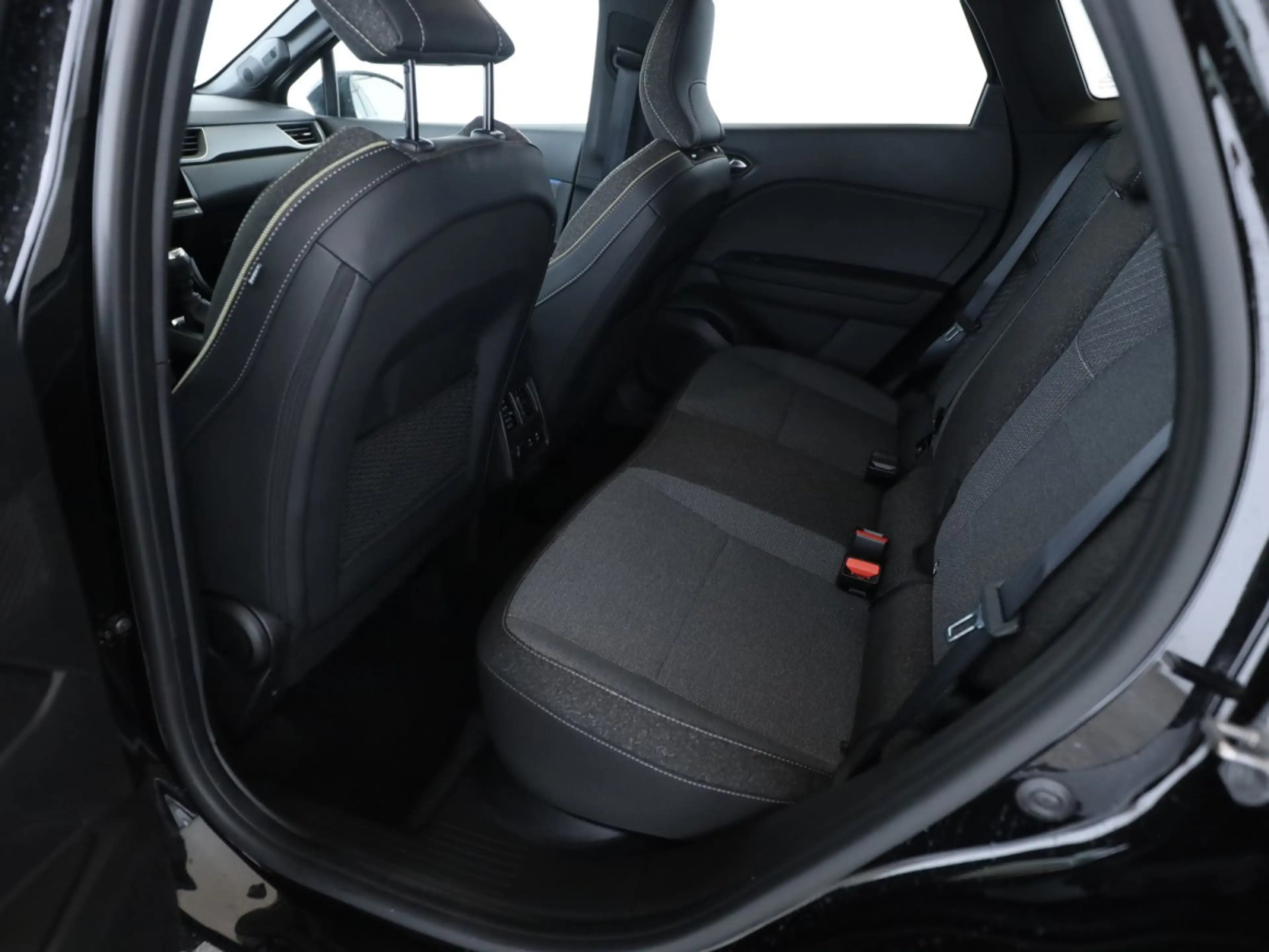 Renault Symbioz 1.3 Mild-Hybrid 140 Techno — photo 12