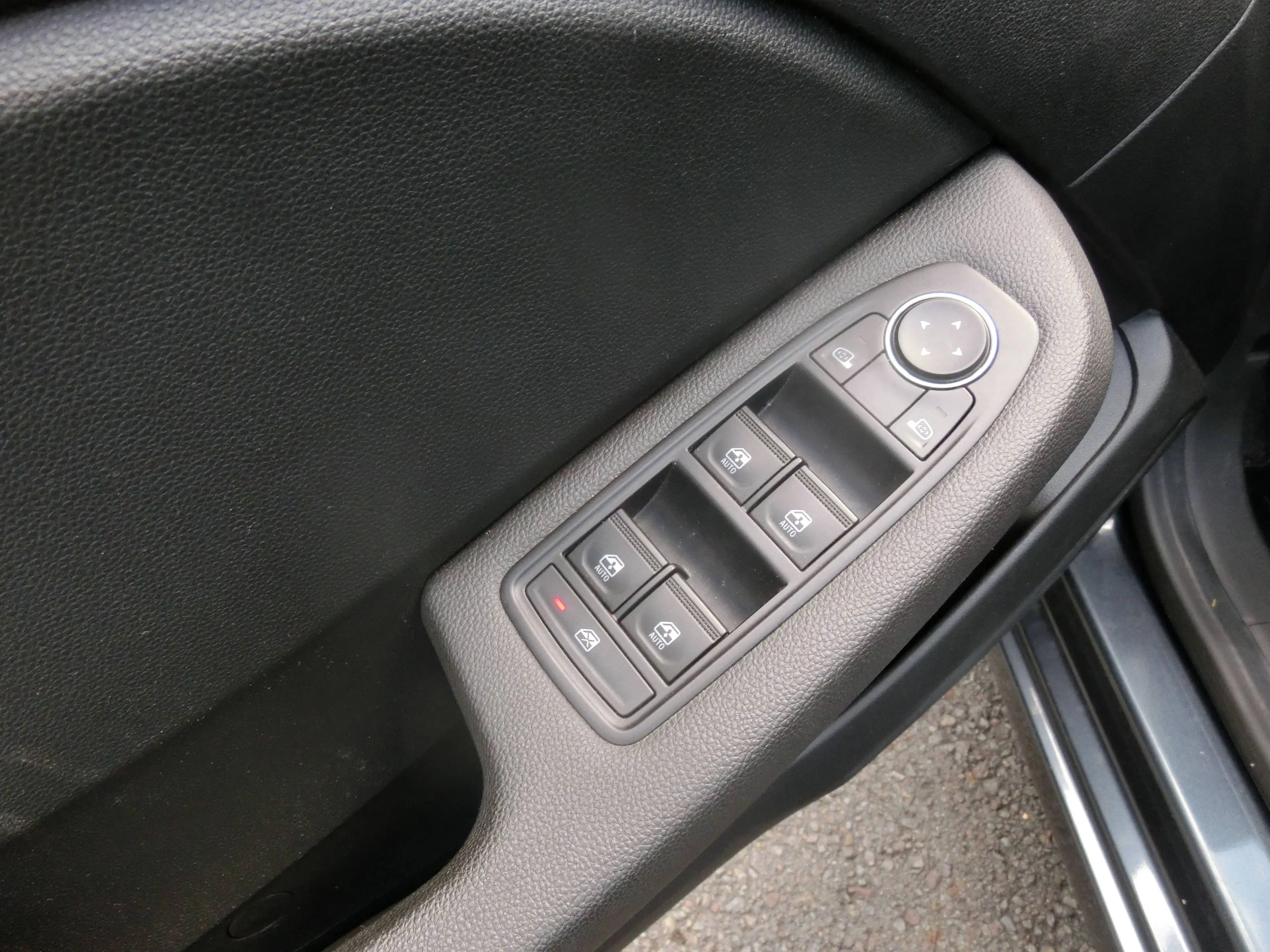 Renault Clio Automatik 1.6 E-Tech Hybrid 140 Business Edition/ Navigationssystem, Klimaanlage, Telefon, PDC, LMF — photo 6