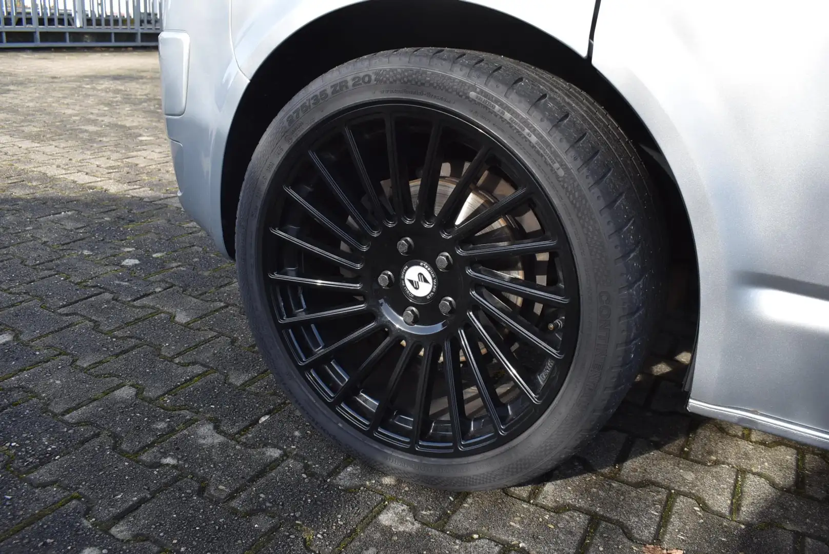 Volkswagen T5 T5 2.0 TDI DSG Caravelle Comfortline 20 Navi Silber - 2