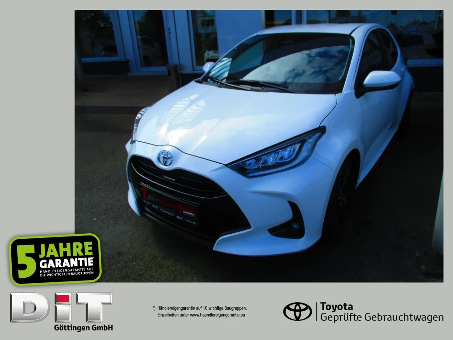 Toyota Yaris 1.5 Teamplayer ACC+LED+SHZ+Fernlichtass. Weiß - 1