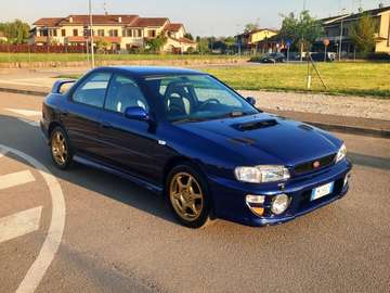 Subaru Impreza GT 4WD Turbo
