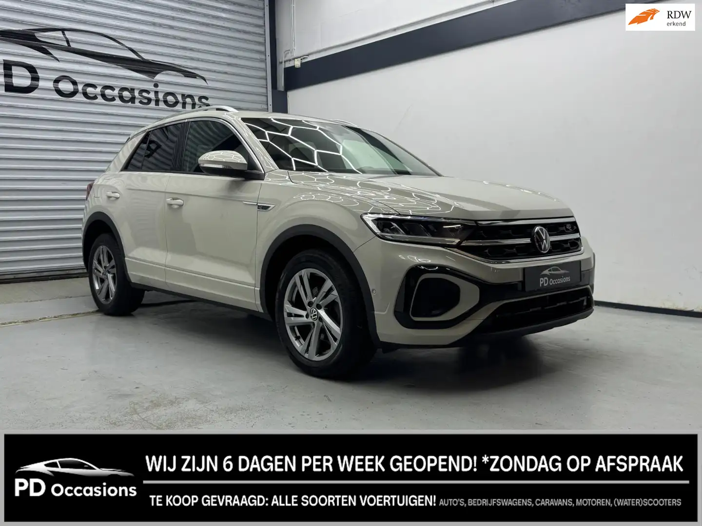 Volkswagen T-Roc 1.5 TSI R-Line 150PK - Camera - ACC - Keyless - Di - 1