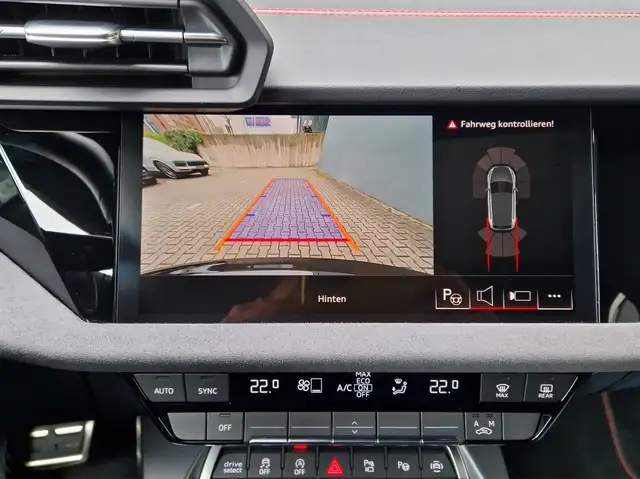 Audi S3 view 11