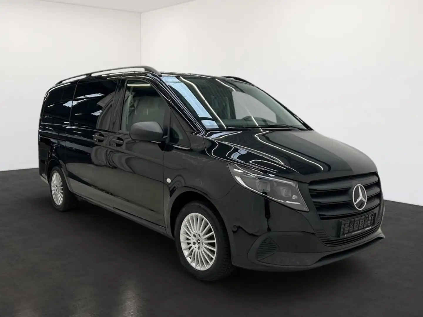 Mercedes-Benz Vito 119 Tourer/PRO/MOPF/Navi/MBUX/Totw/SHZ/Temp Schwarz - 2