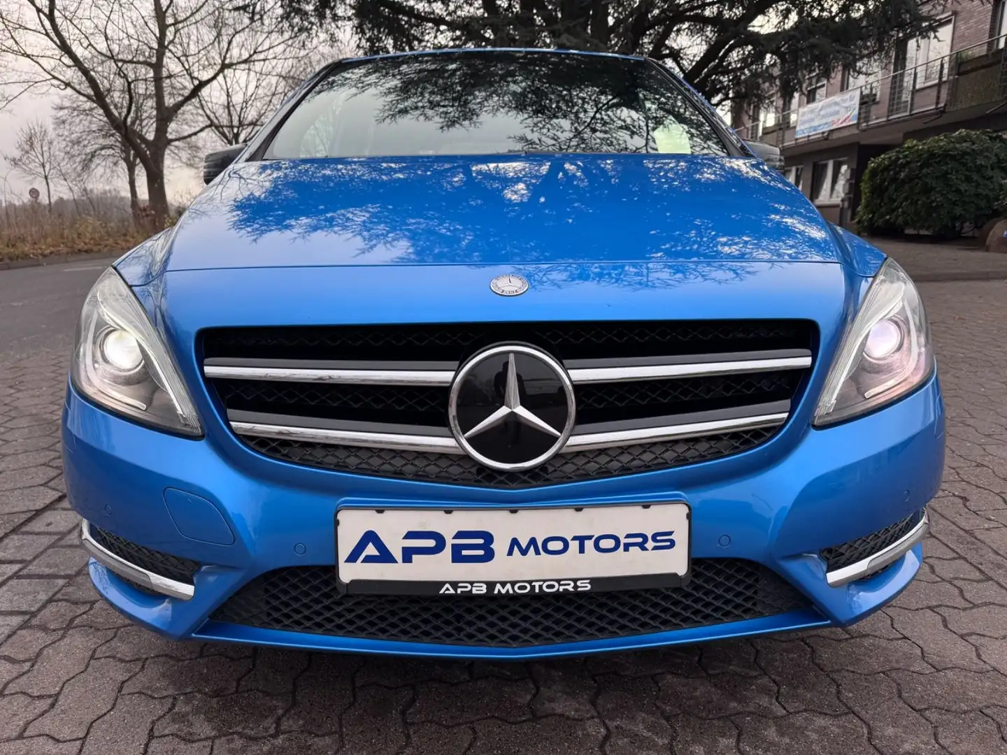 Mercedes-Benz B 200 SPORTPAKET NAVI XENON SITZHZG. AHK 18" PDC Blau - 2