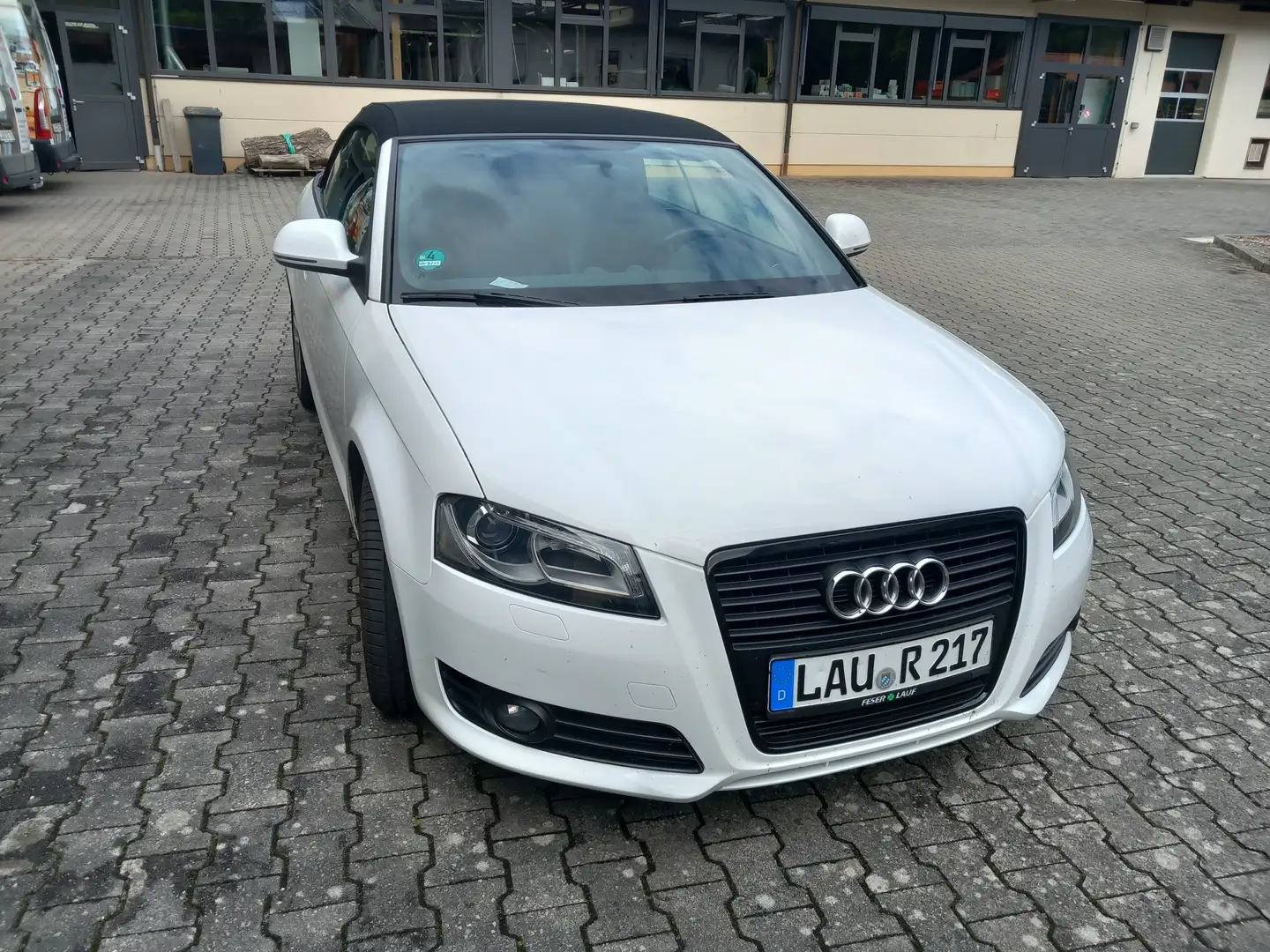 Audi A3 A3 Cabriolet 1.8 TFSI Ambition Weiß - 1
