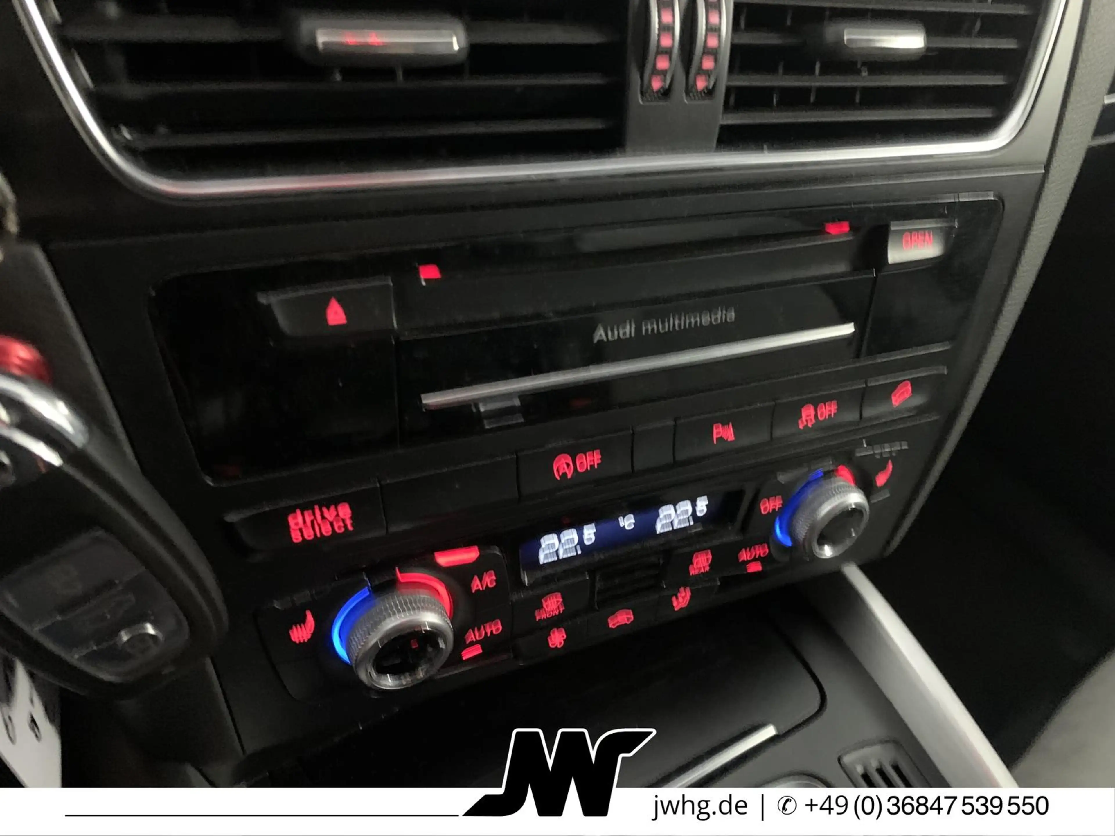 Audi SQ5 3.0 TDI Competition Quattro|Memo|Keyless|21" — photo 14