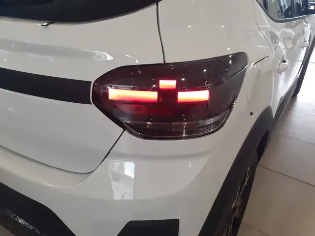 Dacia Sandero view 8