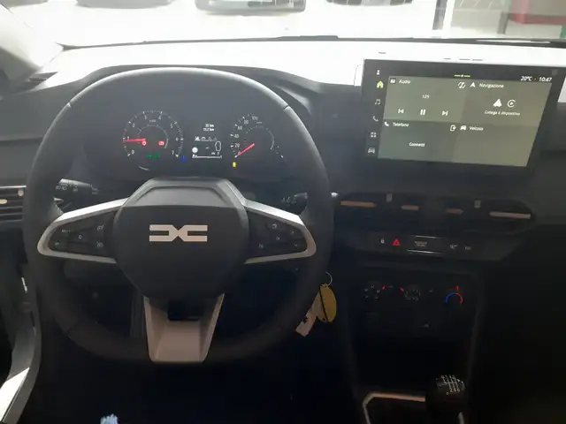 Dacia Sandero view 12