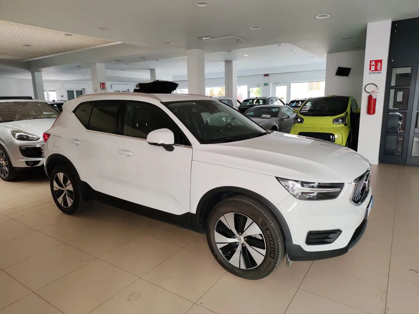 Volvo XC40 T4 Recharge auto PHEV Inscription Autocarro N1 LED Blanc - 2