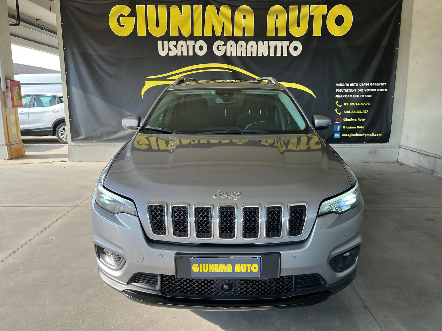 Jeep Cherokee Cherokee 4x4 V 2.2 mjt Longitude auto Gris - 2