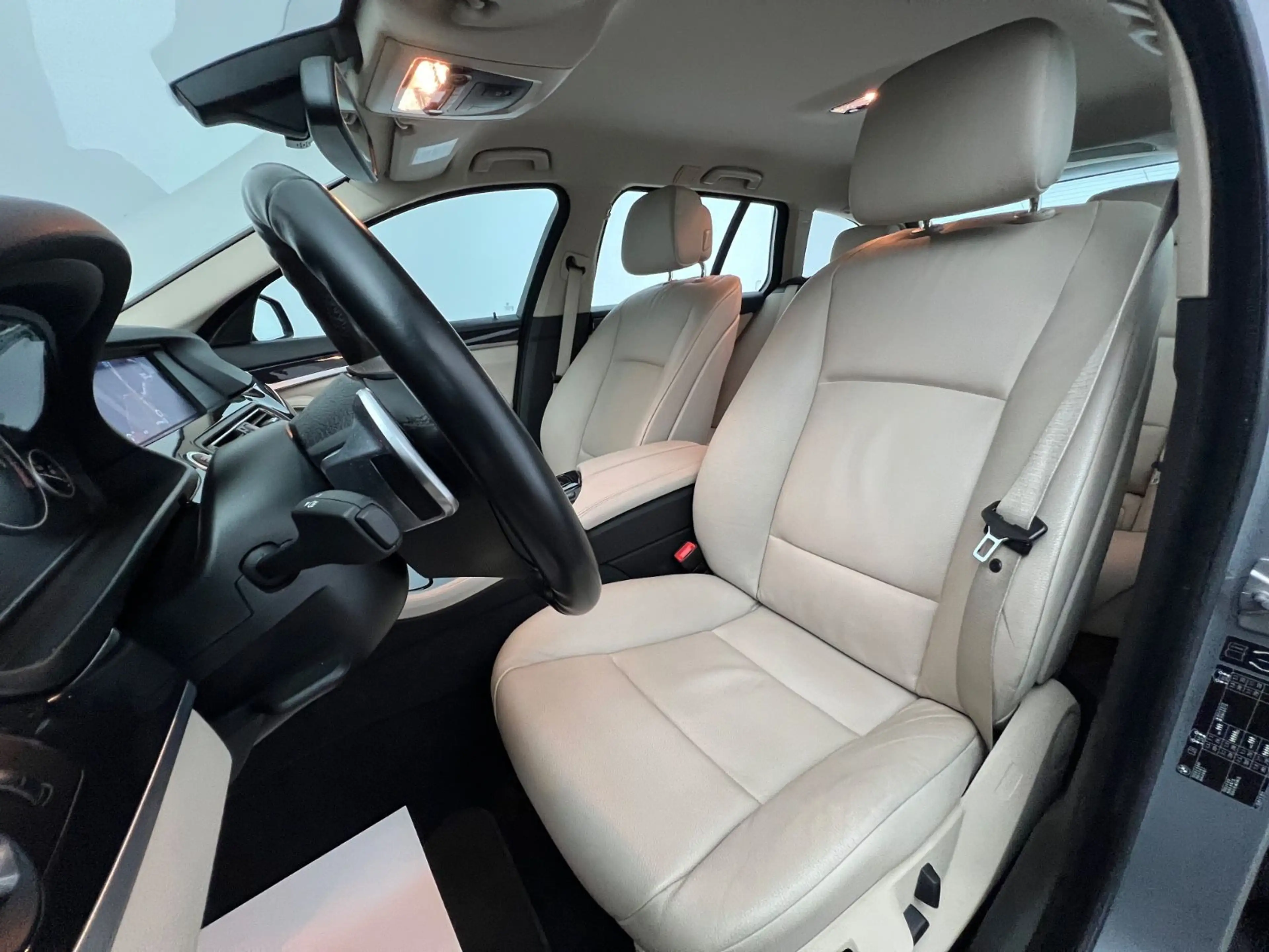 BMW 520 d / NUR 115.tKM / 1.HD / GARANTIE / XEN / — photo 15