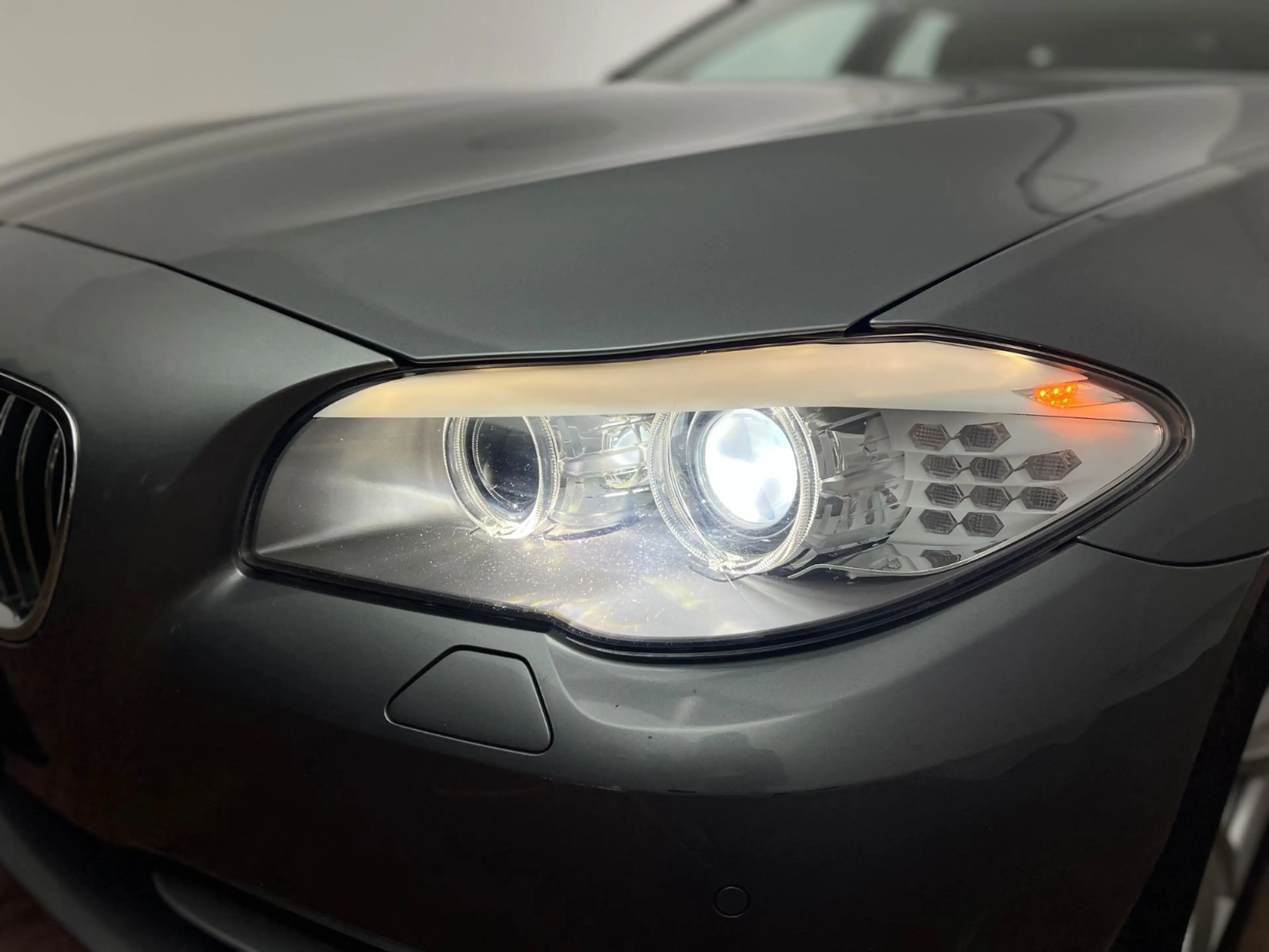BMW 520 d / NUR 115.tKM / 1.HD / GARANTIE / XEN / — photo 18