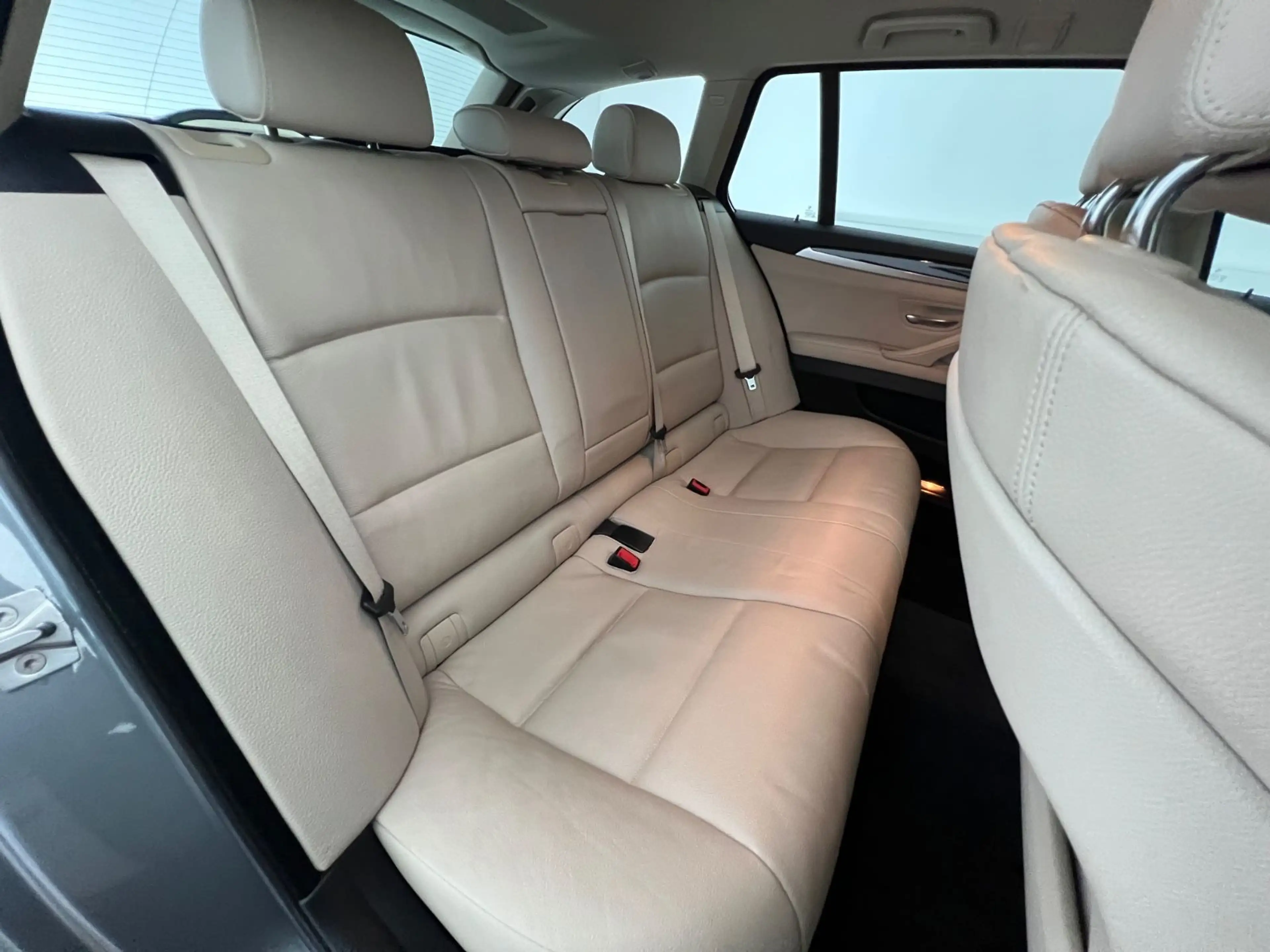 BMW 520 d / NUR 115.tKM / 1.HD / GARANTIE / XEN / — photo 14