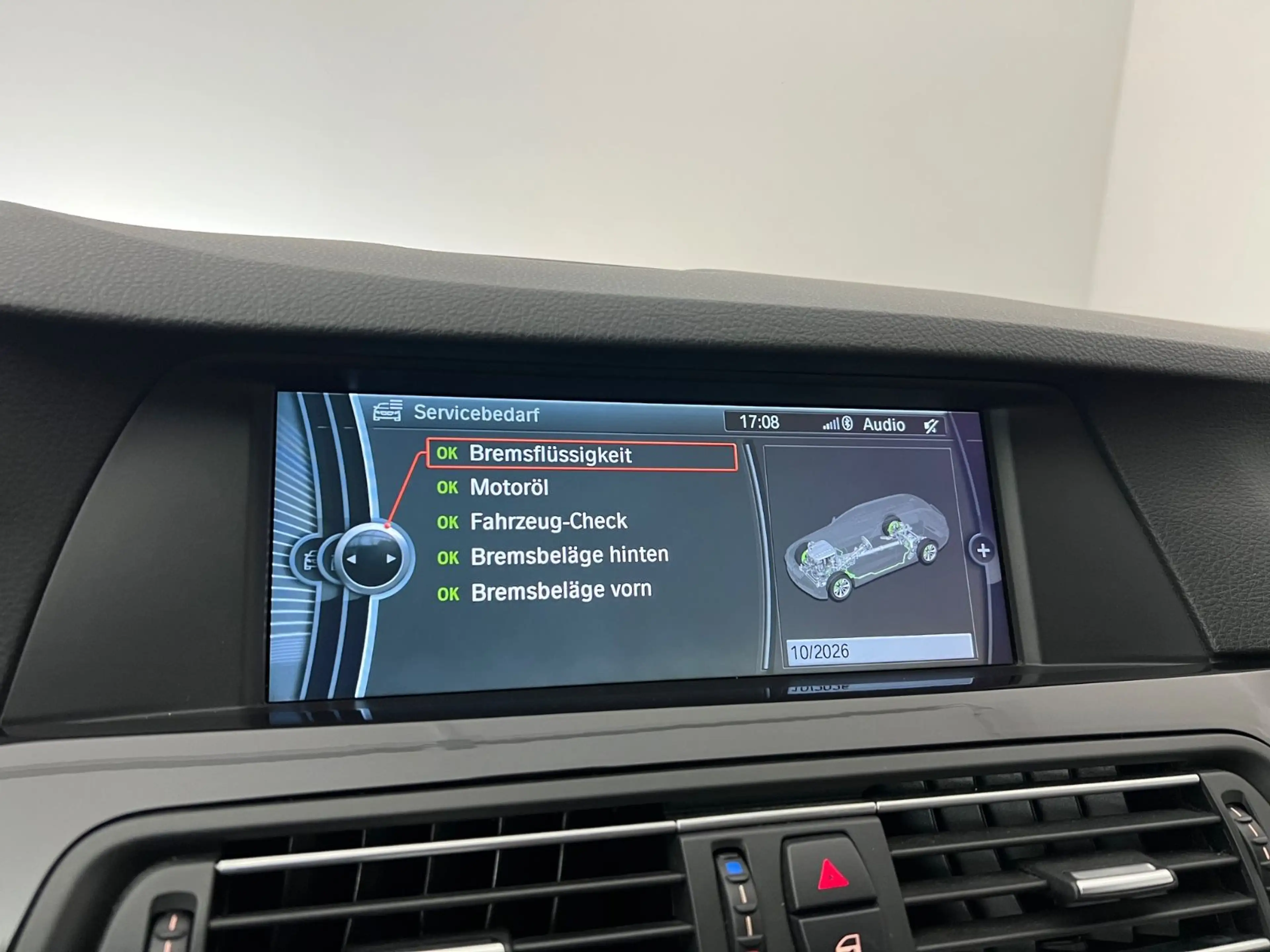 BMW 520 d / NUR 115.tKM / 1.HD / GARANTIE / XEN / — photo 29