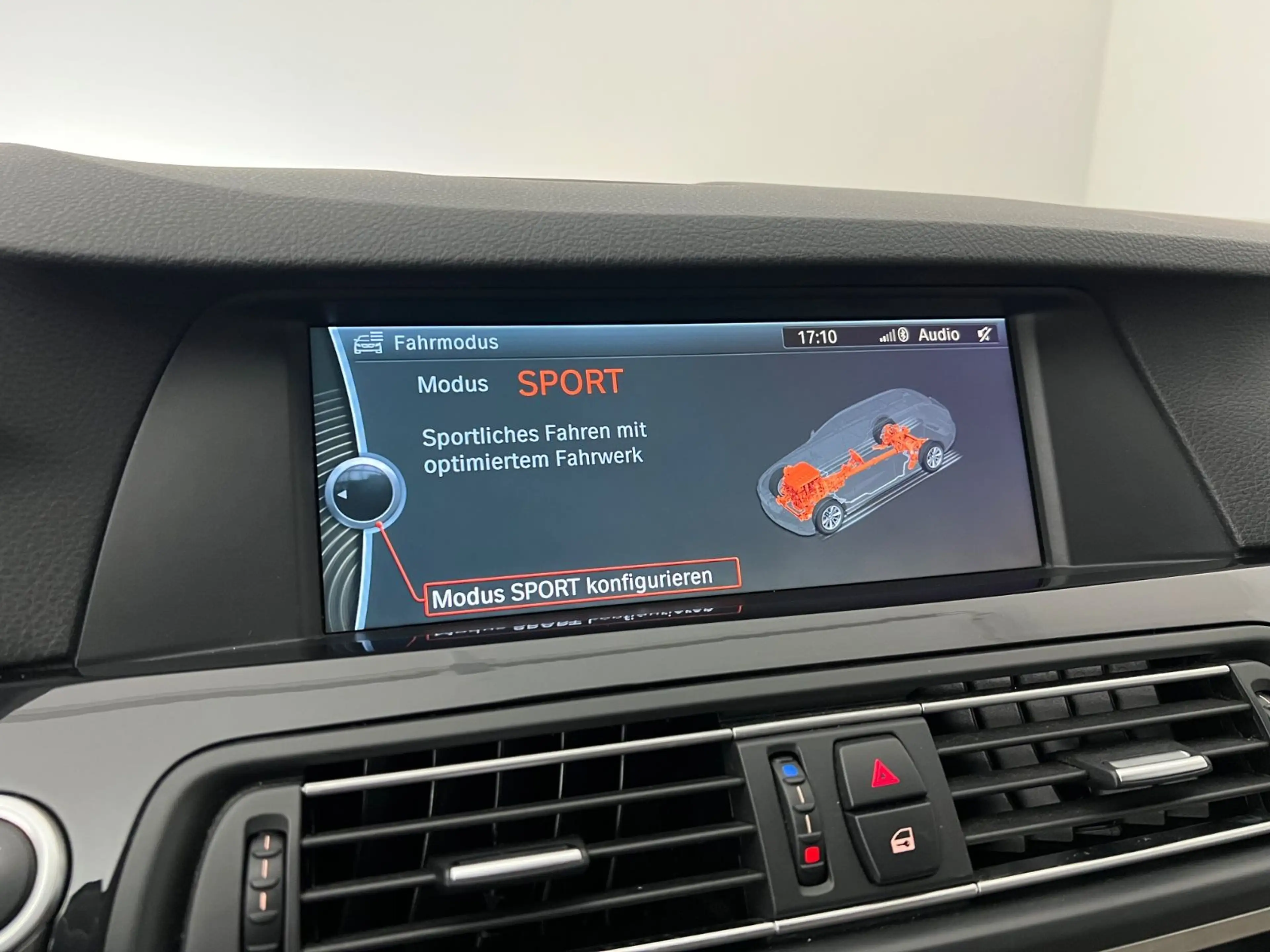 BMW 520 d / NUR 115.tKM / 1.HD / GARANTIE / XEN / — photo 36