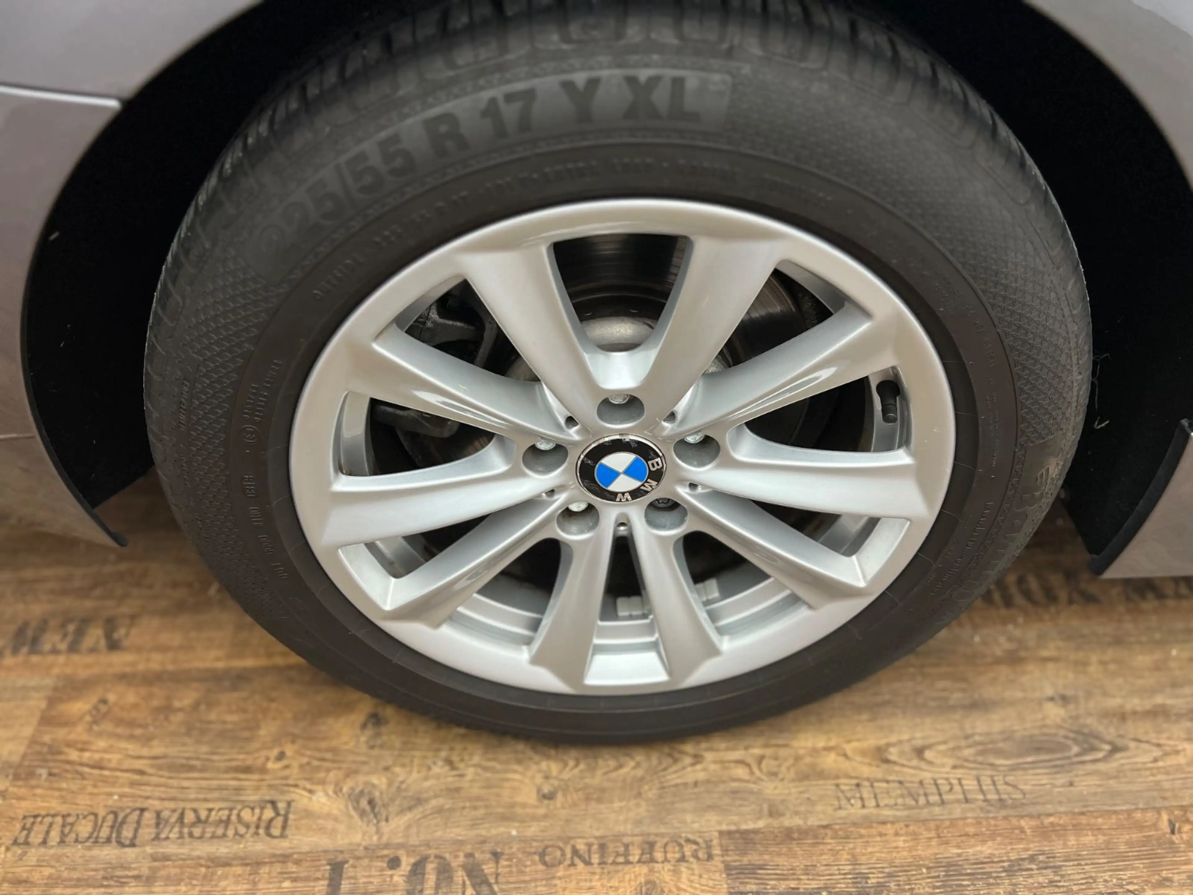BMW 520 d / NUR 115.tKM / 1.HD / GARANTIE / XEN / — photo 39