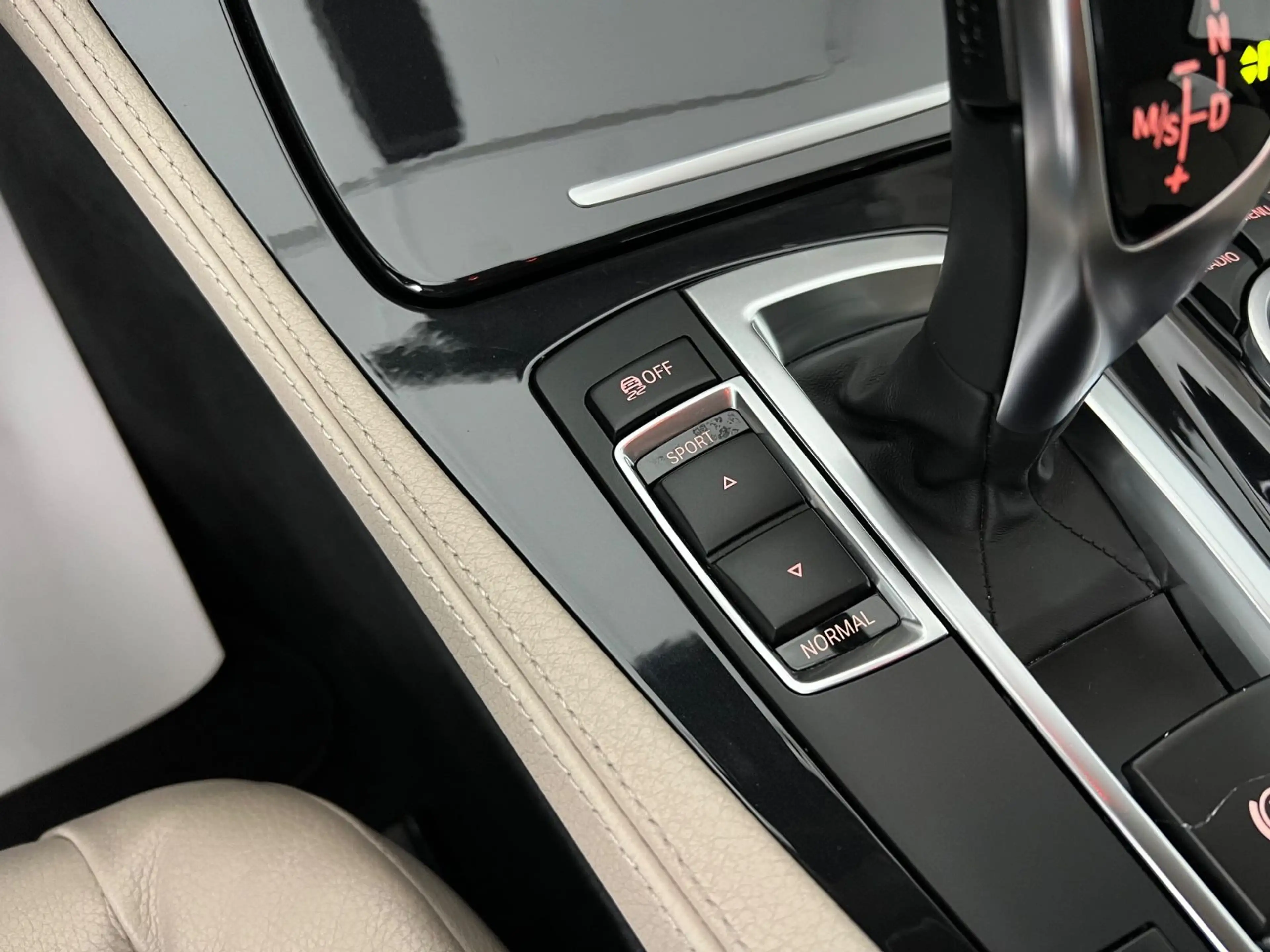 BMW 520 d / NUR 115.tKM / 1.HD / GARANTIE / XEN / — photo 35