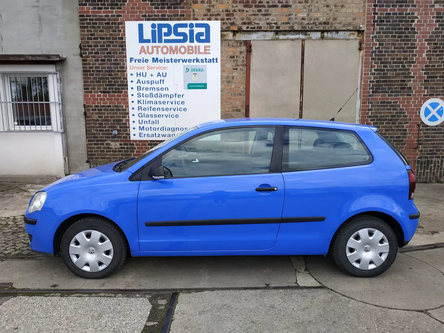 Volkswagen Polo 1.2 Trendline/ TÜV NEU/ Anhängerkupplung Blau - 2